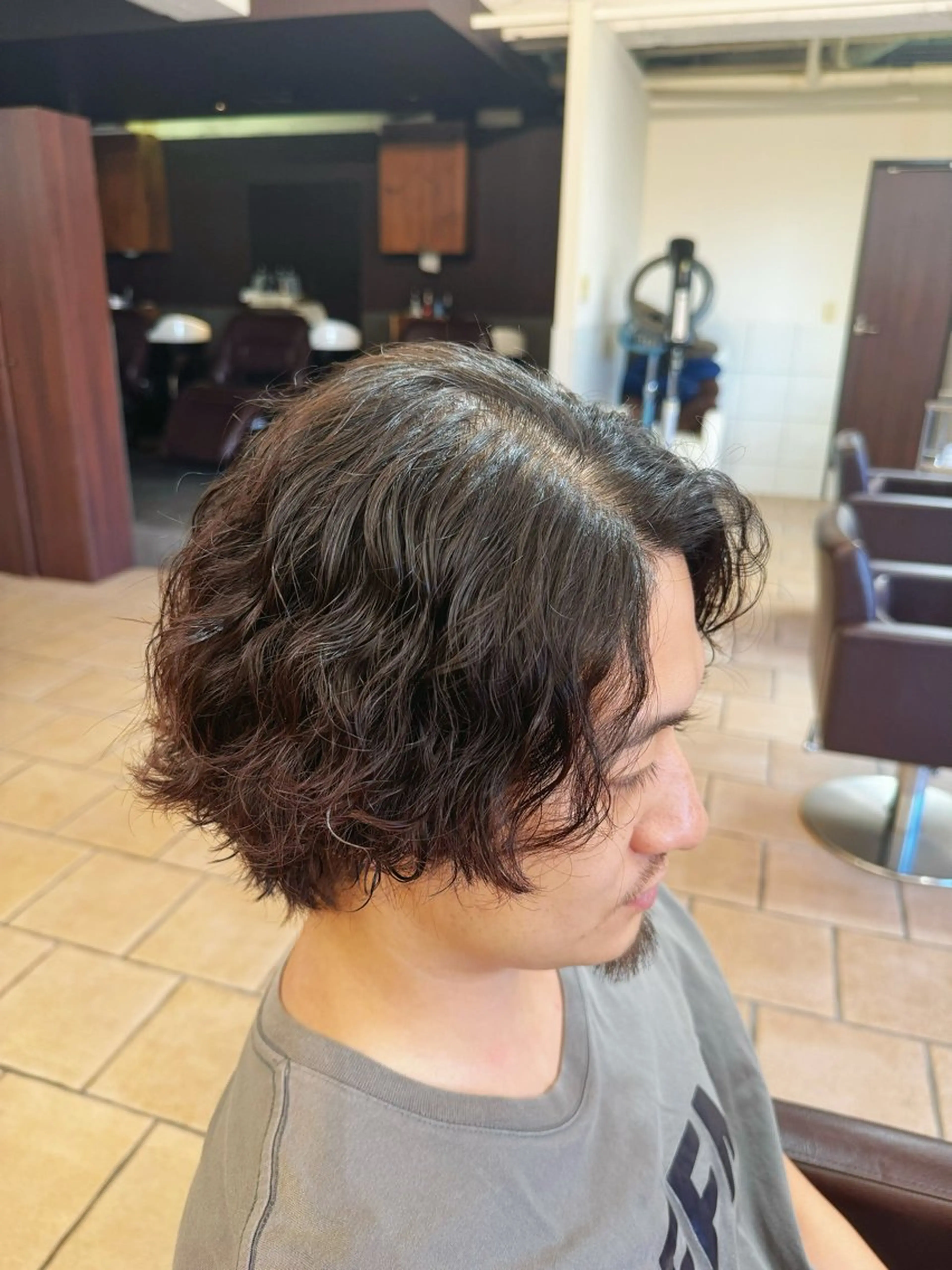 パーマ メンズ メンズパーマ 波巻きパーマ スパイラルパーマ 杉田 虹夢のヘアスタイル