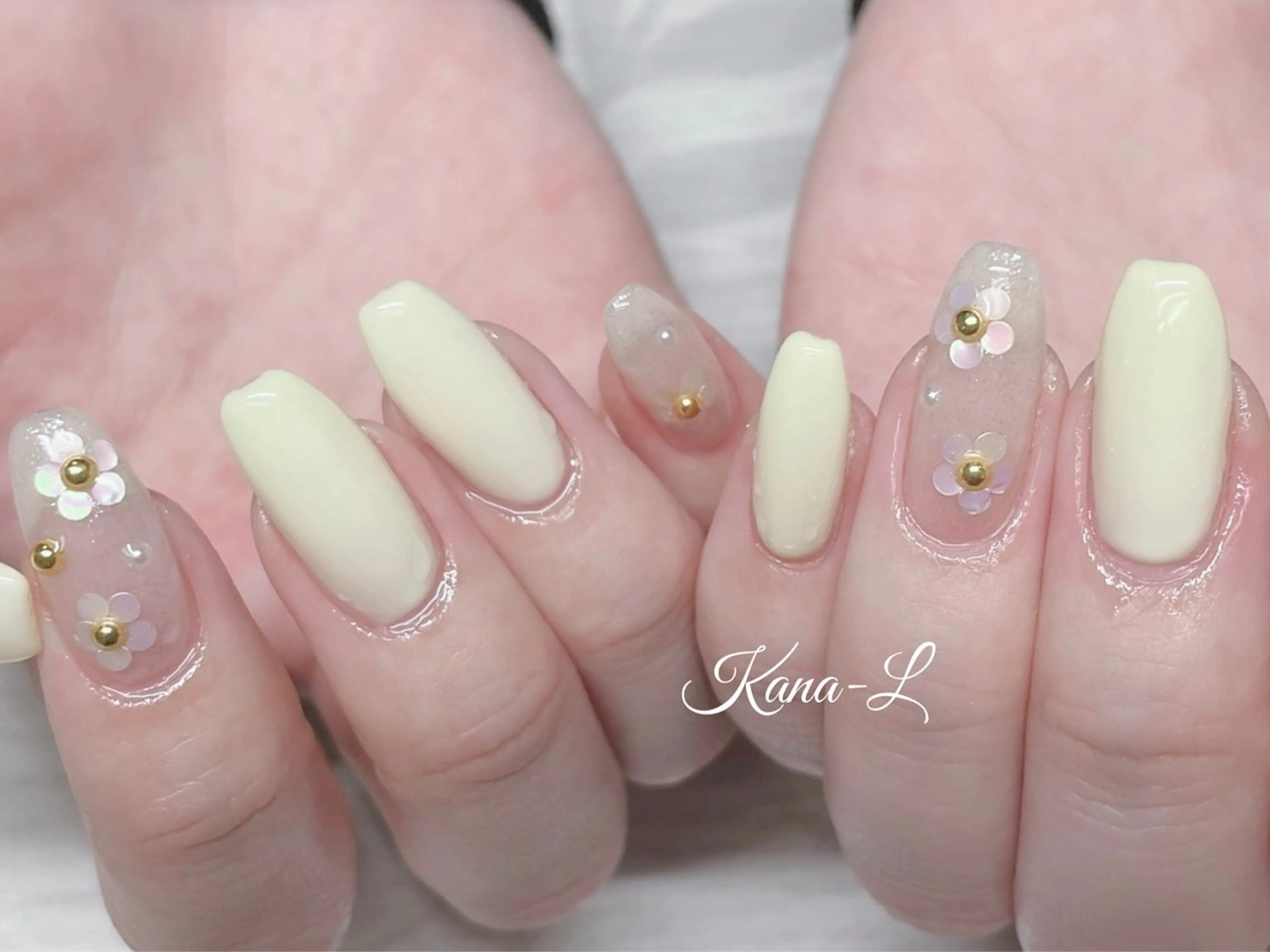 ネイル フラワーネイル ジェルネイル ホログラムネイル 韓国ネイル パラジェル 芦辺 香奈のネイルデザイン