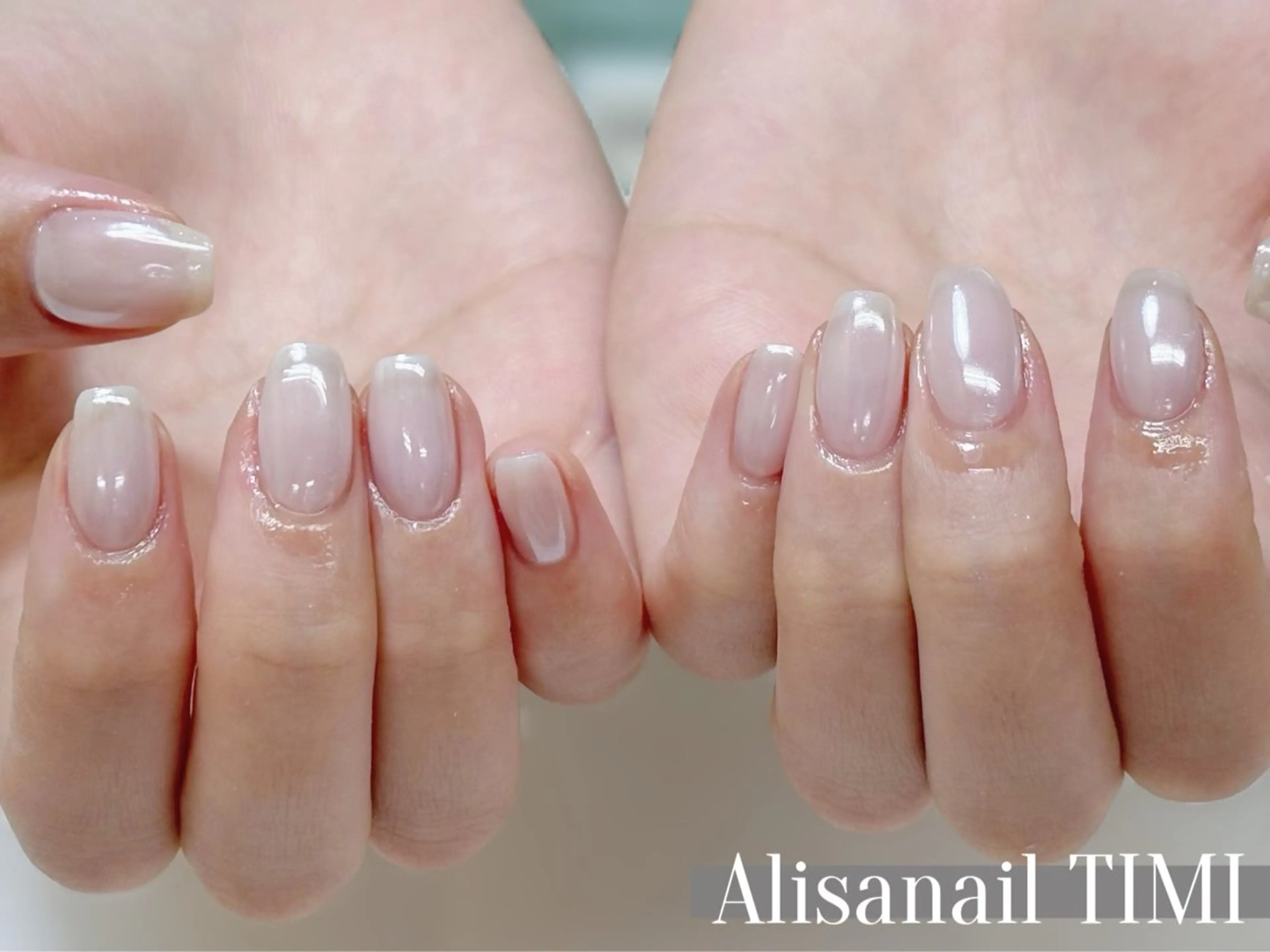 ネイル ミラーネイル ワンカラーネイル ハンドネイル Alisa nail Timiのネイルデザイン