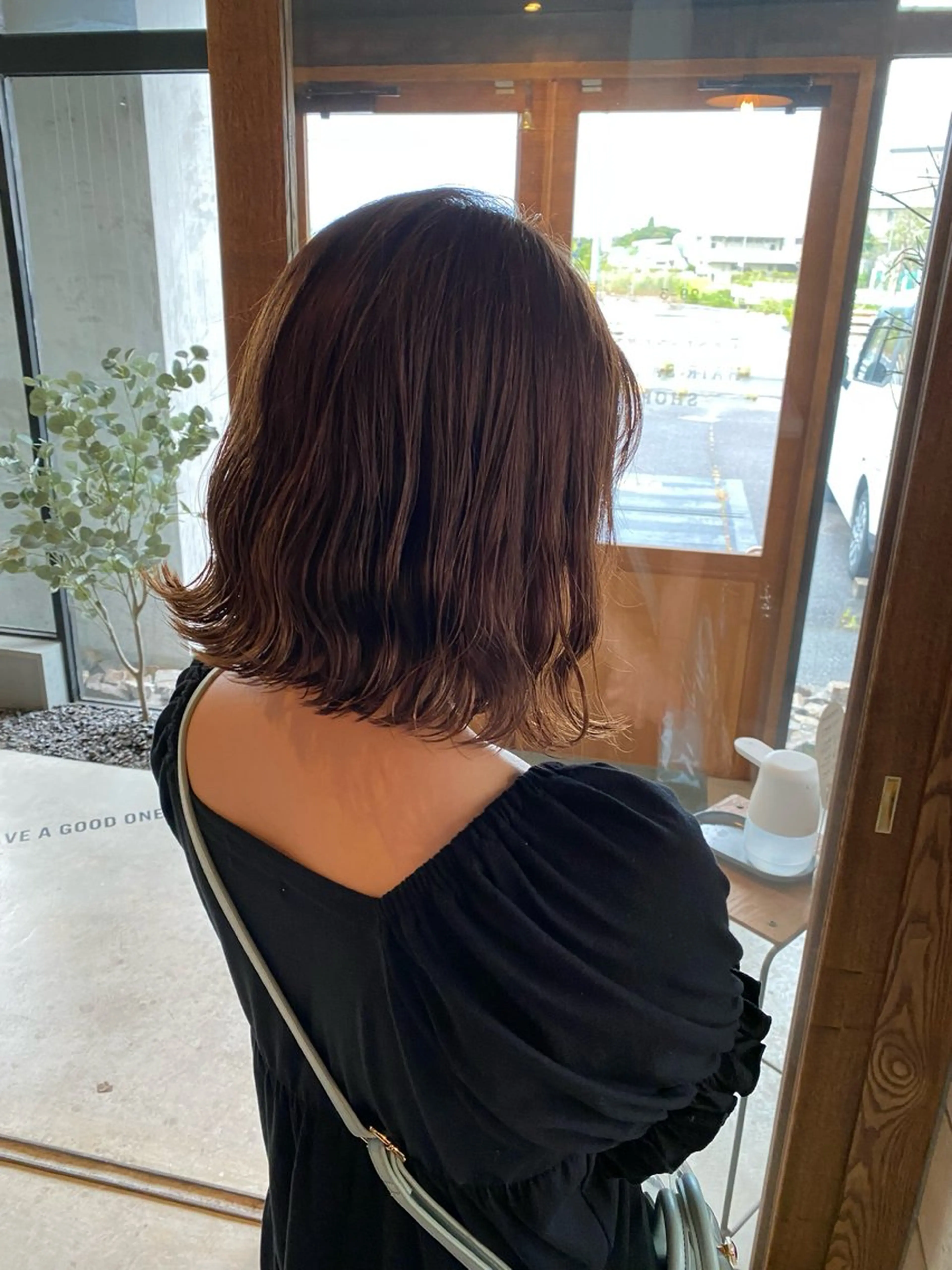 ミディアム カラー ボブ 艶髪・透明感カラー・ 韓国ヘア・Yuriのヘアスタイル