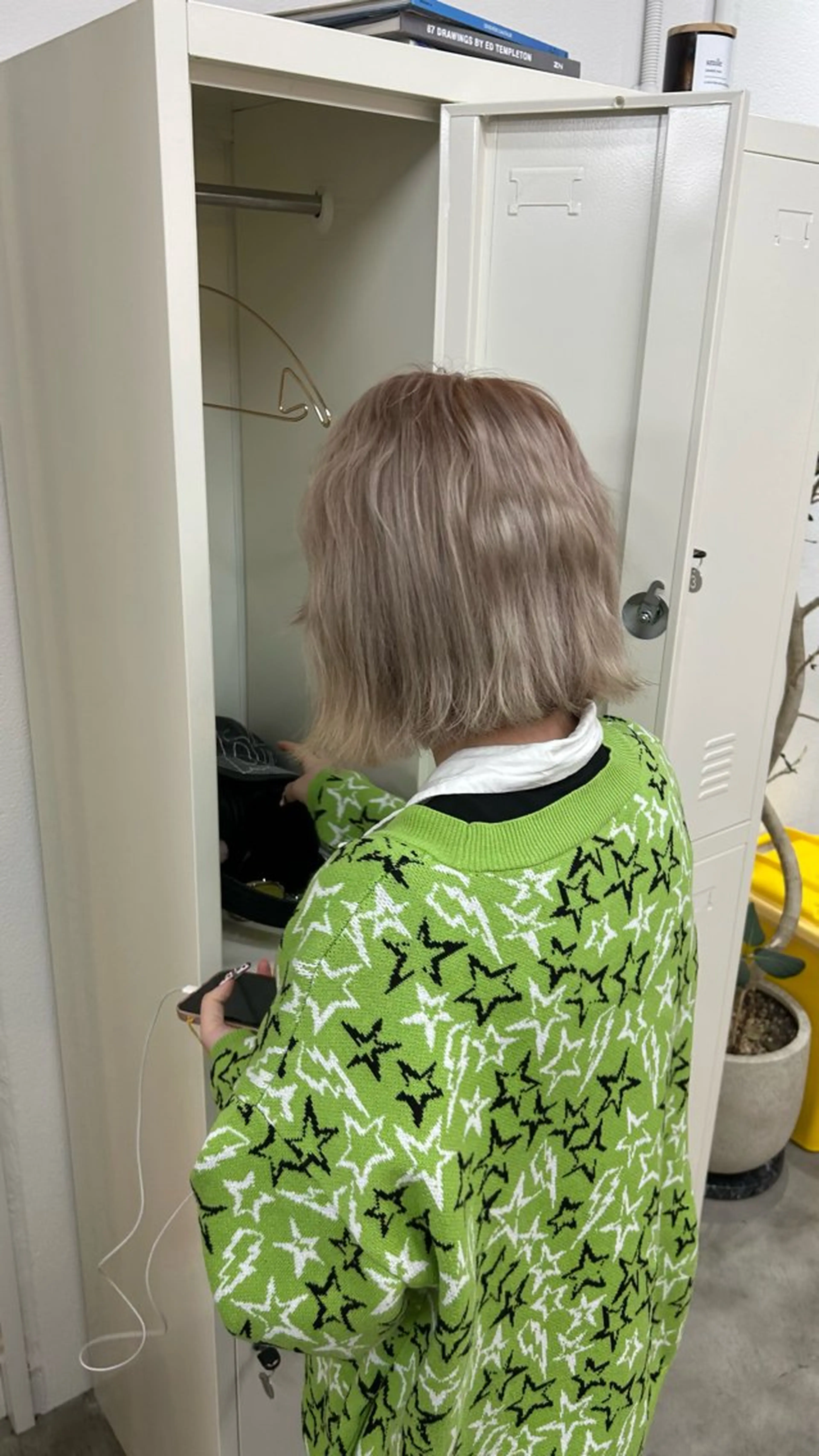 ショート カラー ベージュカラー ミルクティーベージュ ヘアカラー Vers所属・ほのか/西大橋/ /堀江/四ツ橋のヘアスタイル