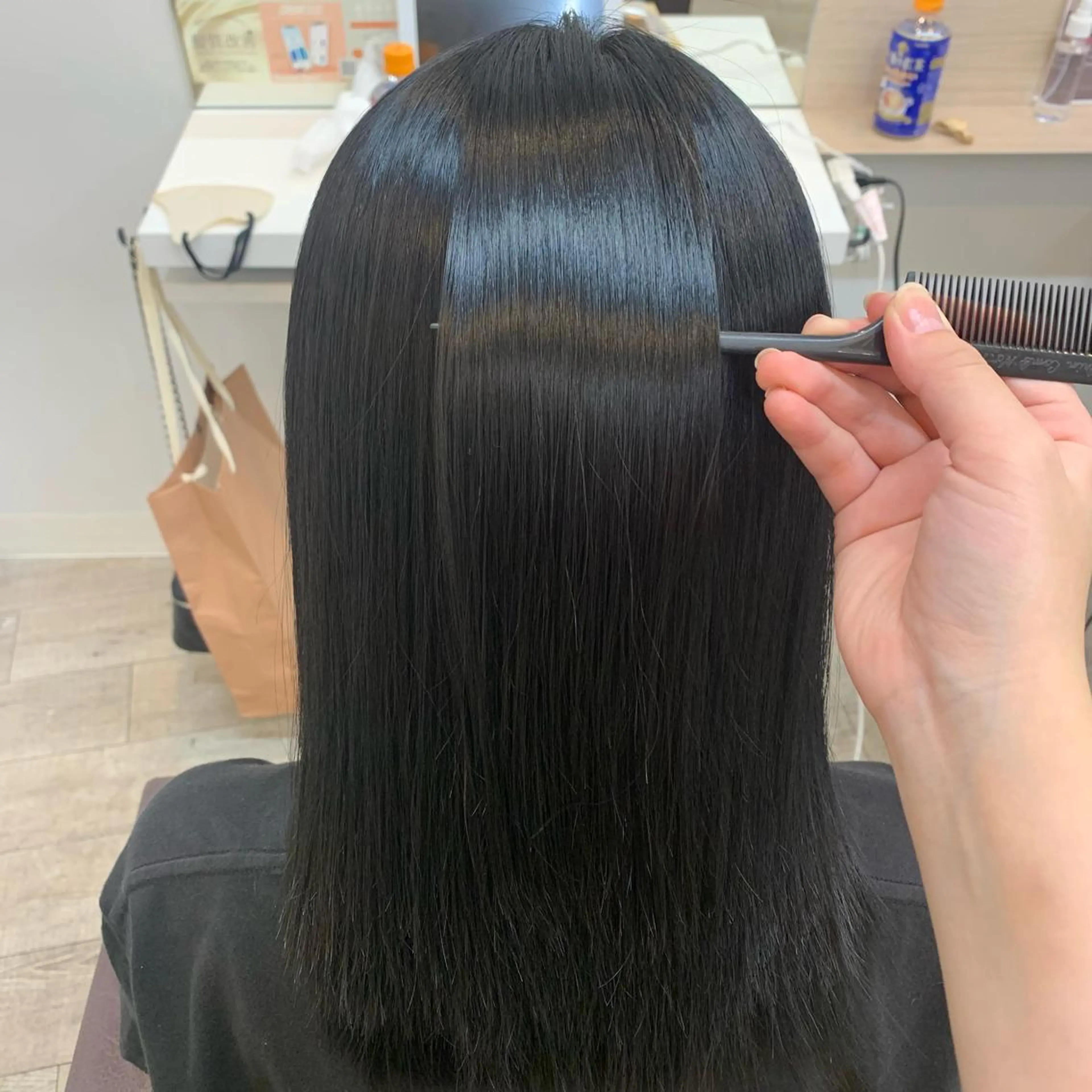 ミディアム カラー 女性らしいモテヘア 韓国ヘアhikariのヘアスタイル