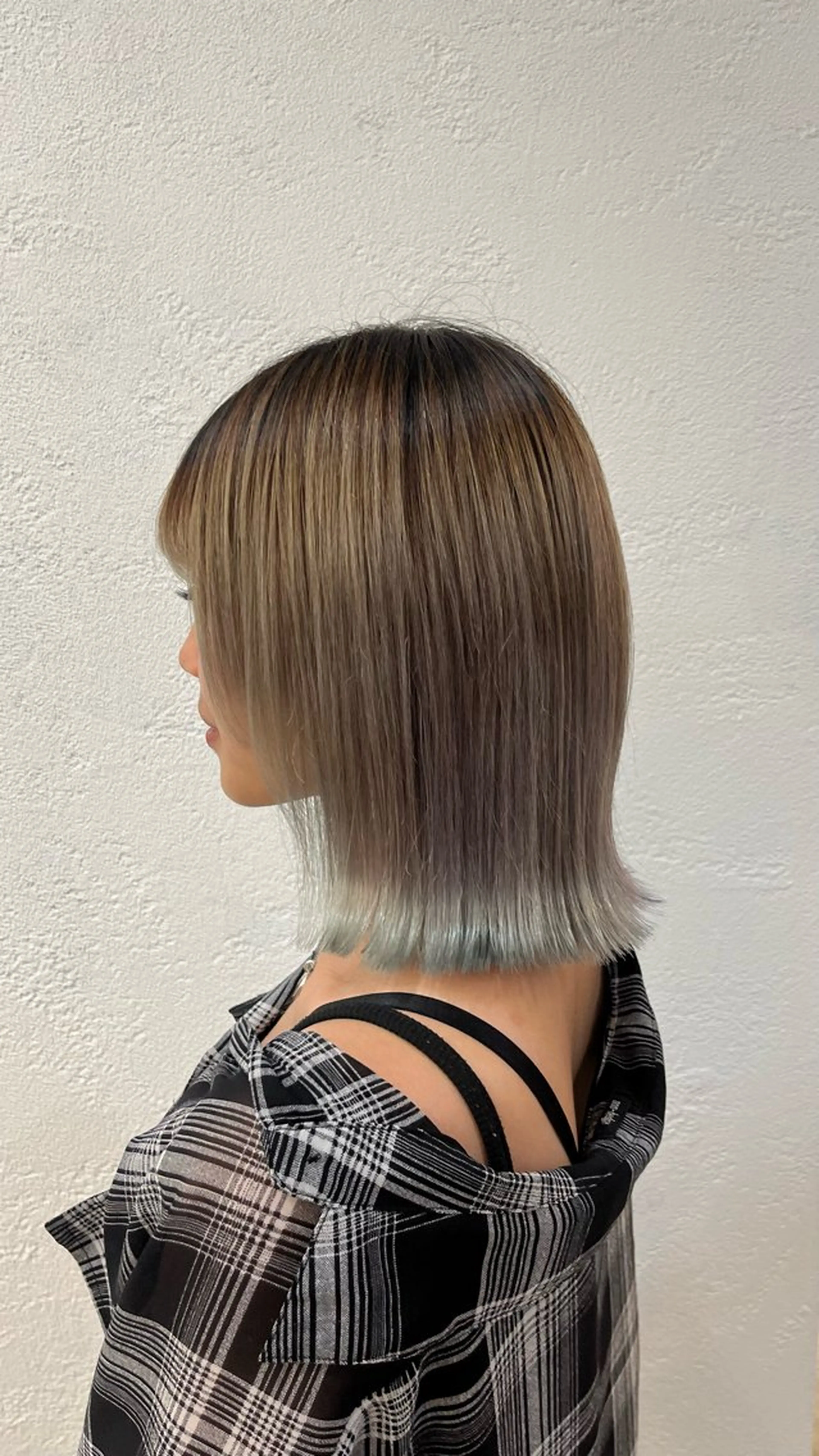 ミディアム 山本 梨華のヘアスタイル