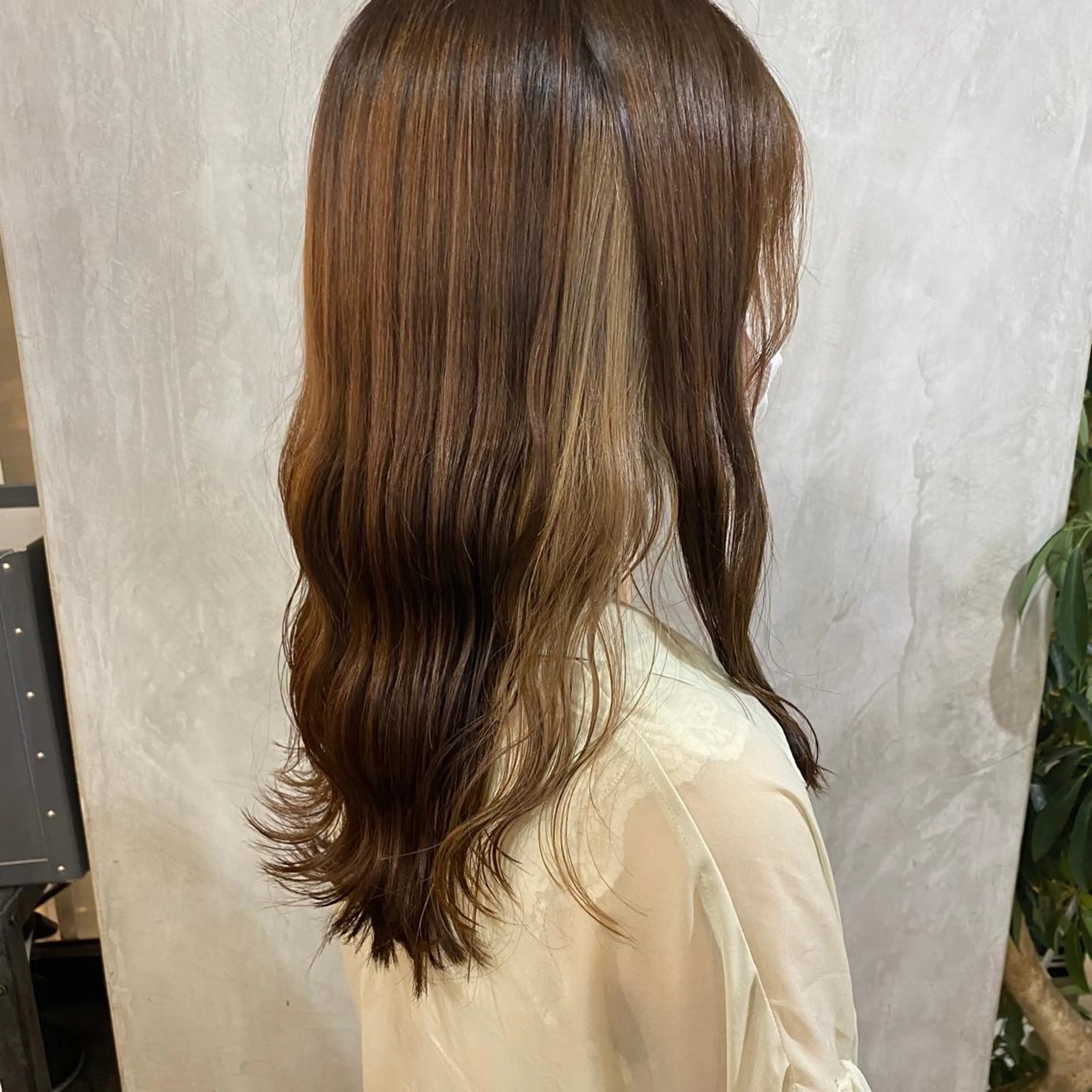 ロング カラー ヘアアレンジ ヘアカラー 切りっぱなしボブ/ デザインカラー店長のヘアスタイル