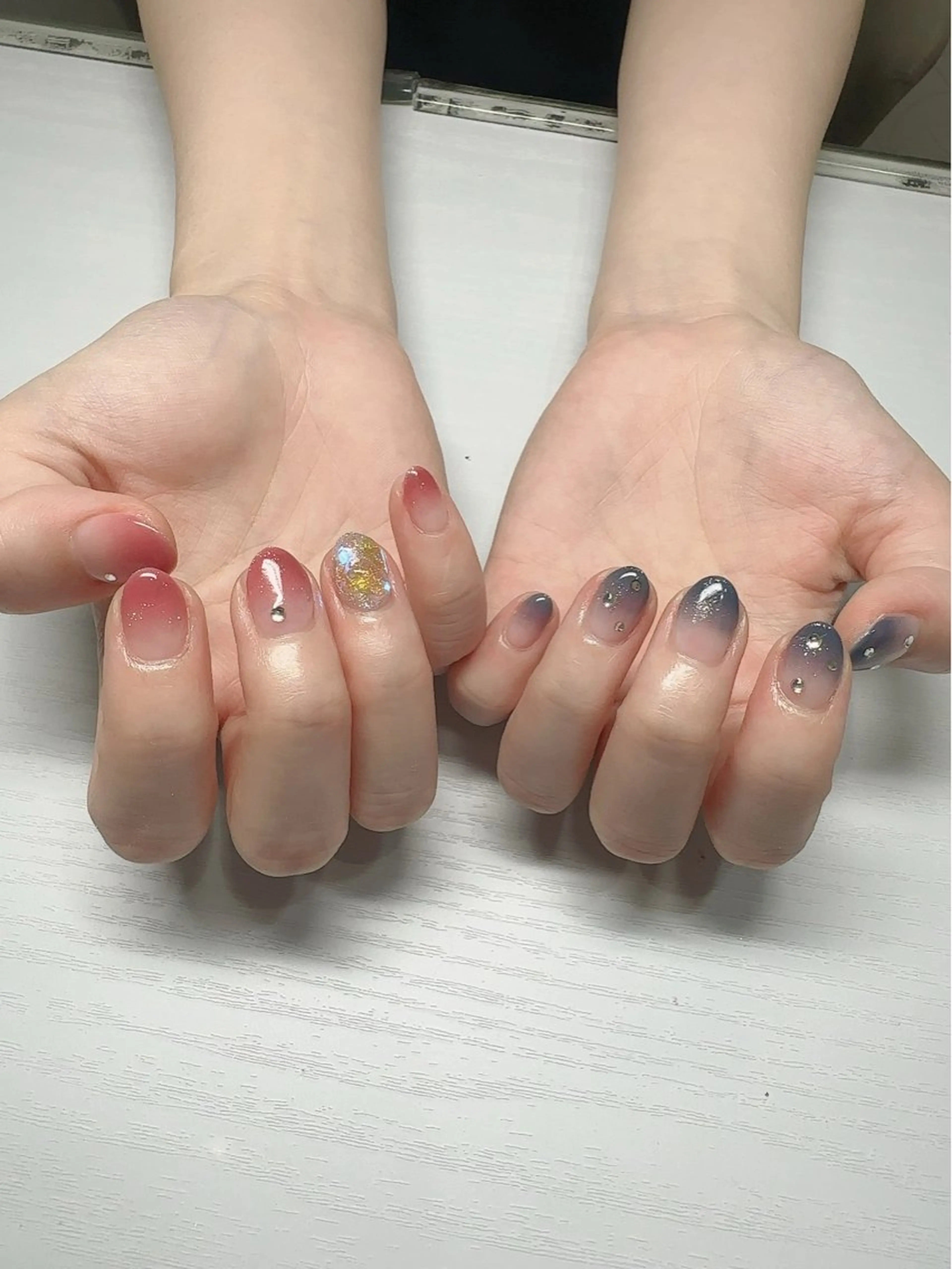 ネイル グラデーション マグネットネイル ストーンネイル ｎｙａｓｕ ｎａｉｌのネイルデザイン