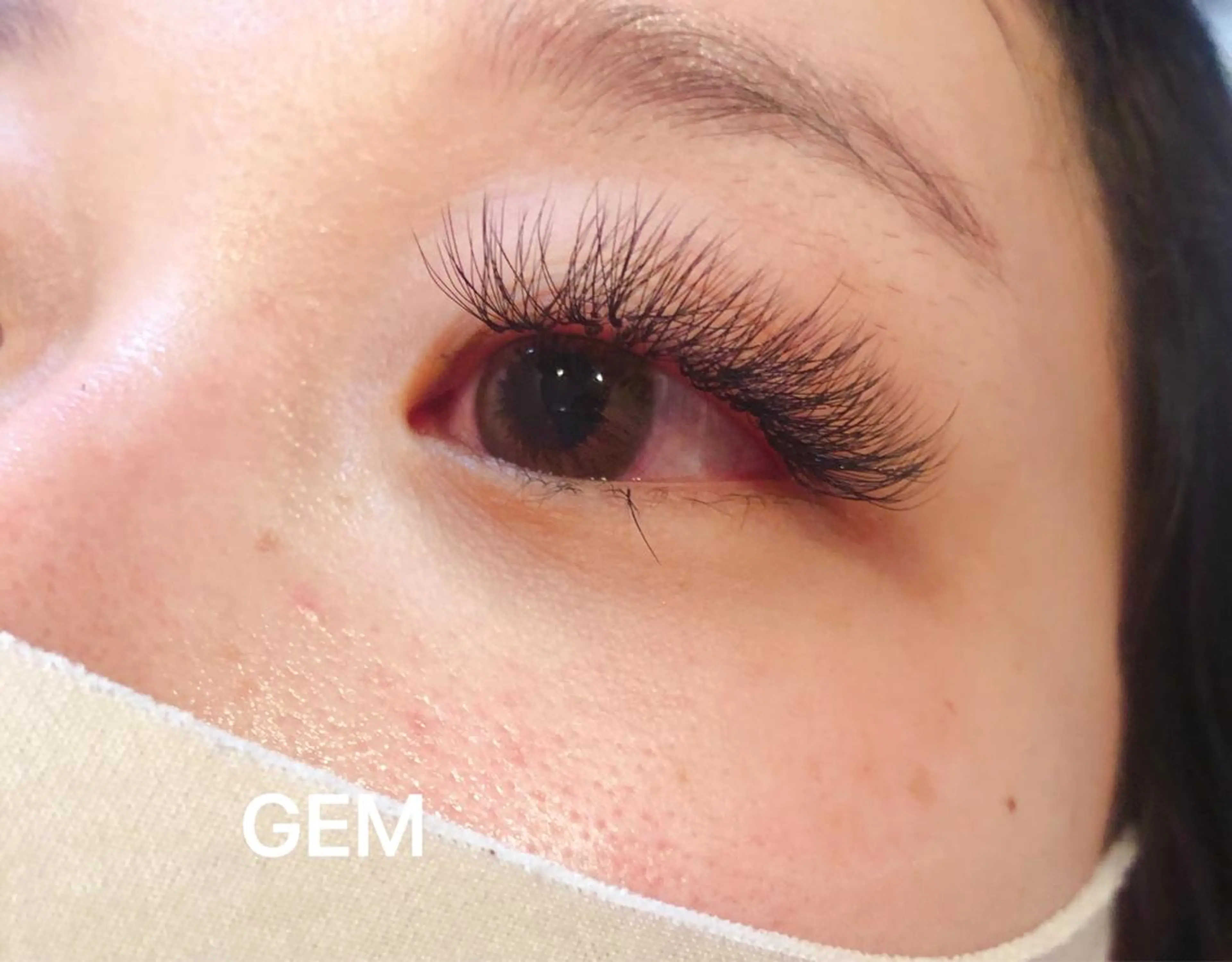 マツエク・マツパ ボリュームラッシュ GEM  the beautyのマツエク・マツパデザイン