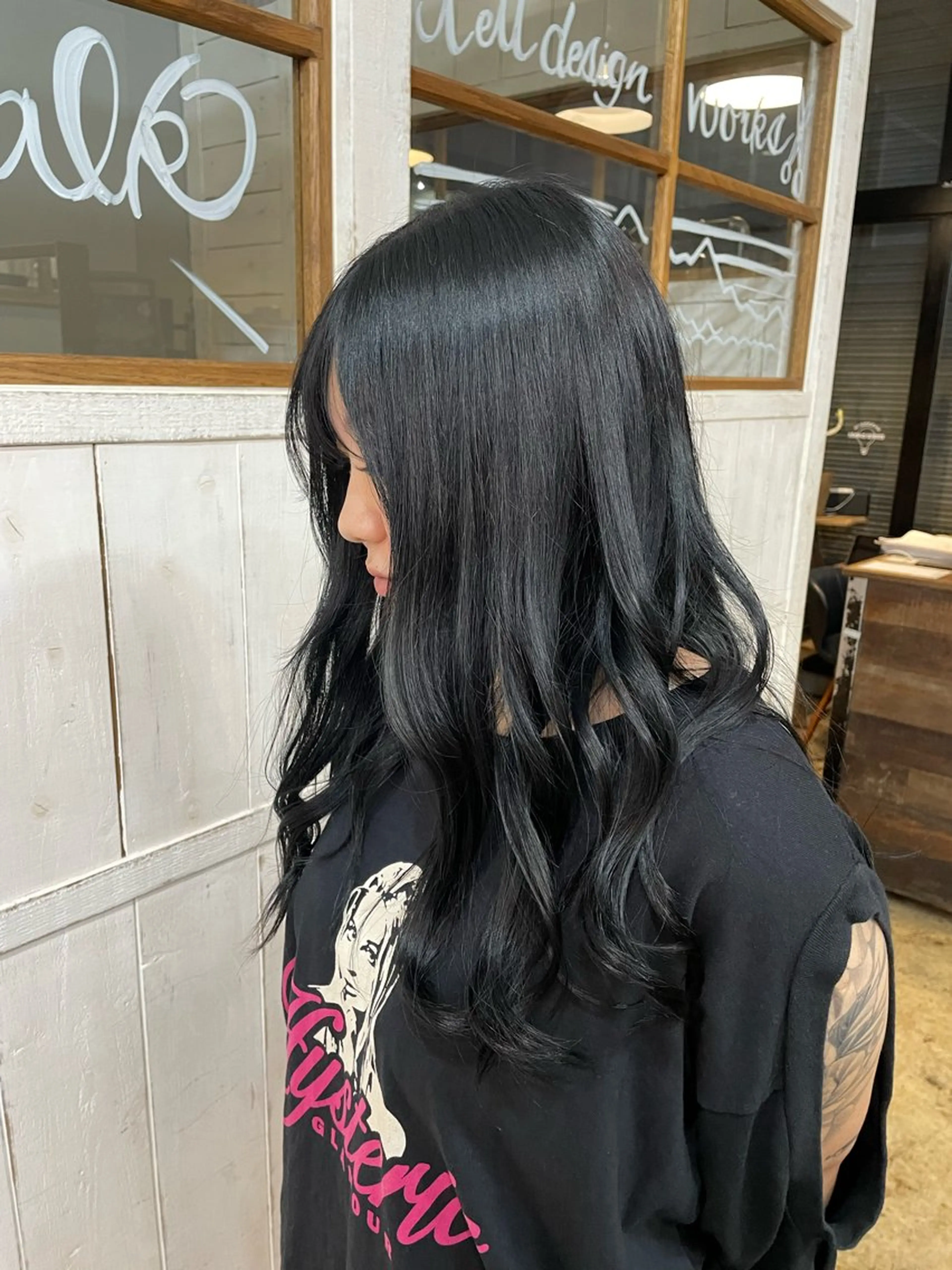 ロング 上里 清花のヘアスタイル