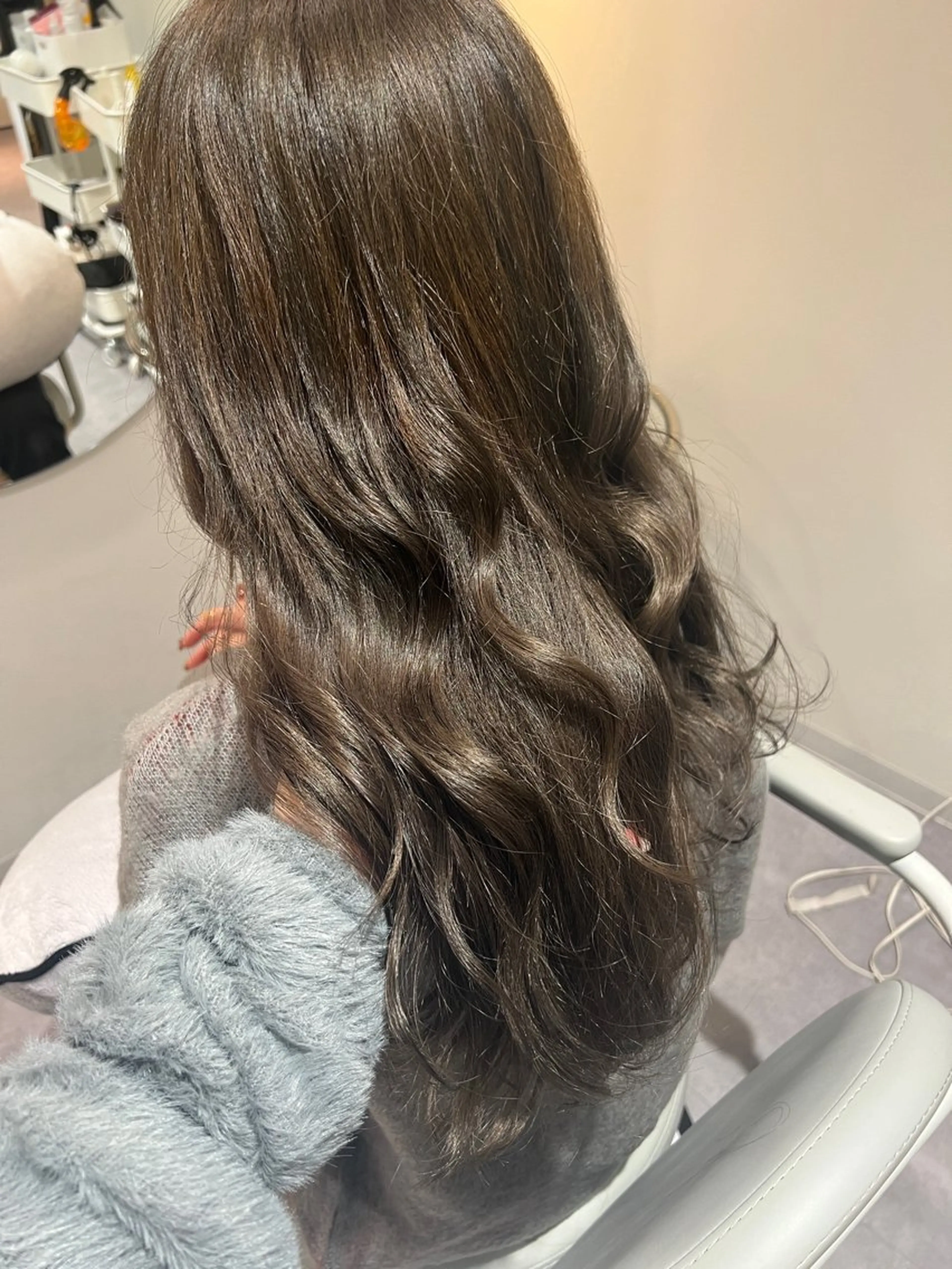 ロング ヘアカラー トリートメント 美髪✨艶髪✨髪質改善 カラー特化🌙鈴屋和のヘアスタイル