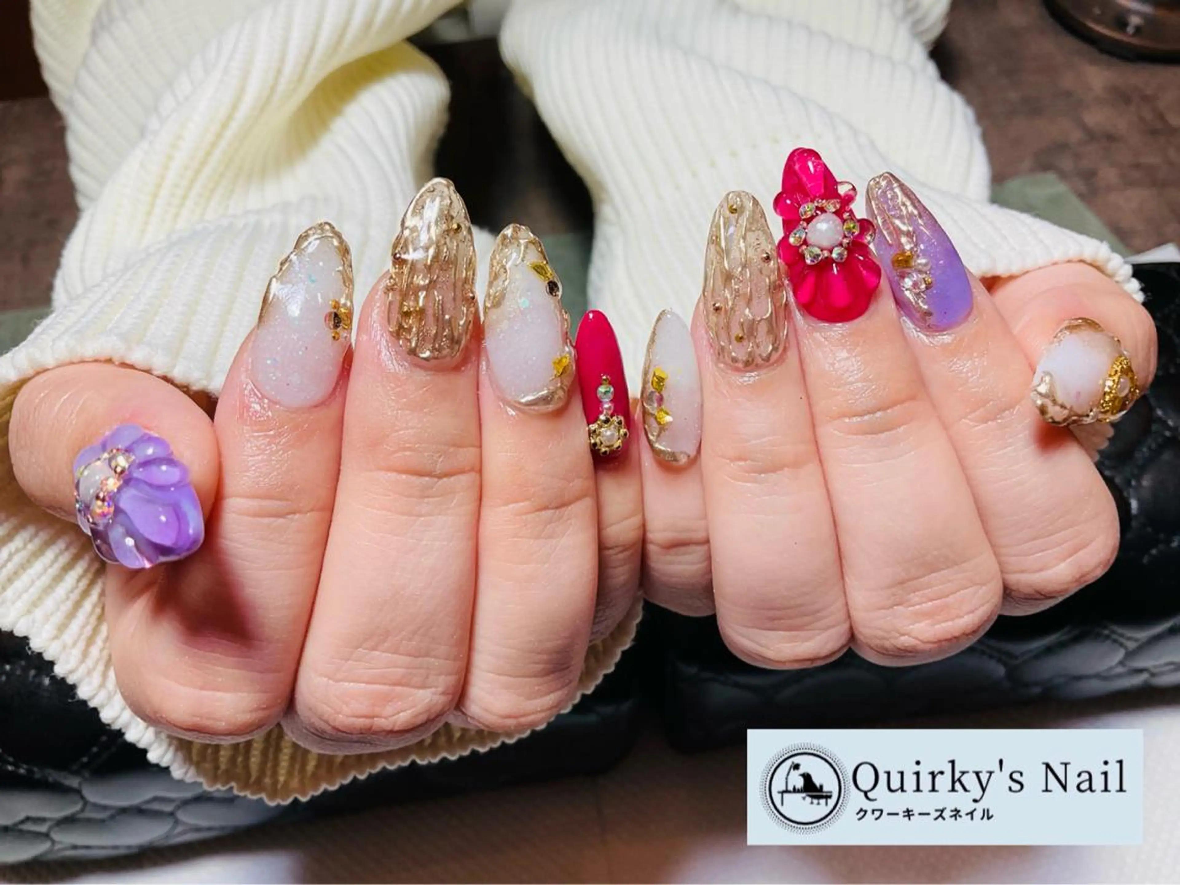 ネイル アートネイル オーロラネイル フラワーネイル ジェルネイル グラデーション Quirky's Nail【栄店】のネイルデザイン