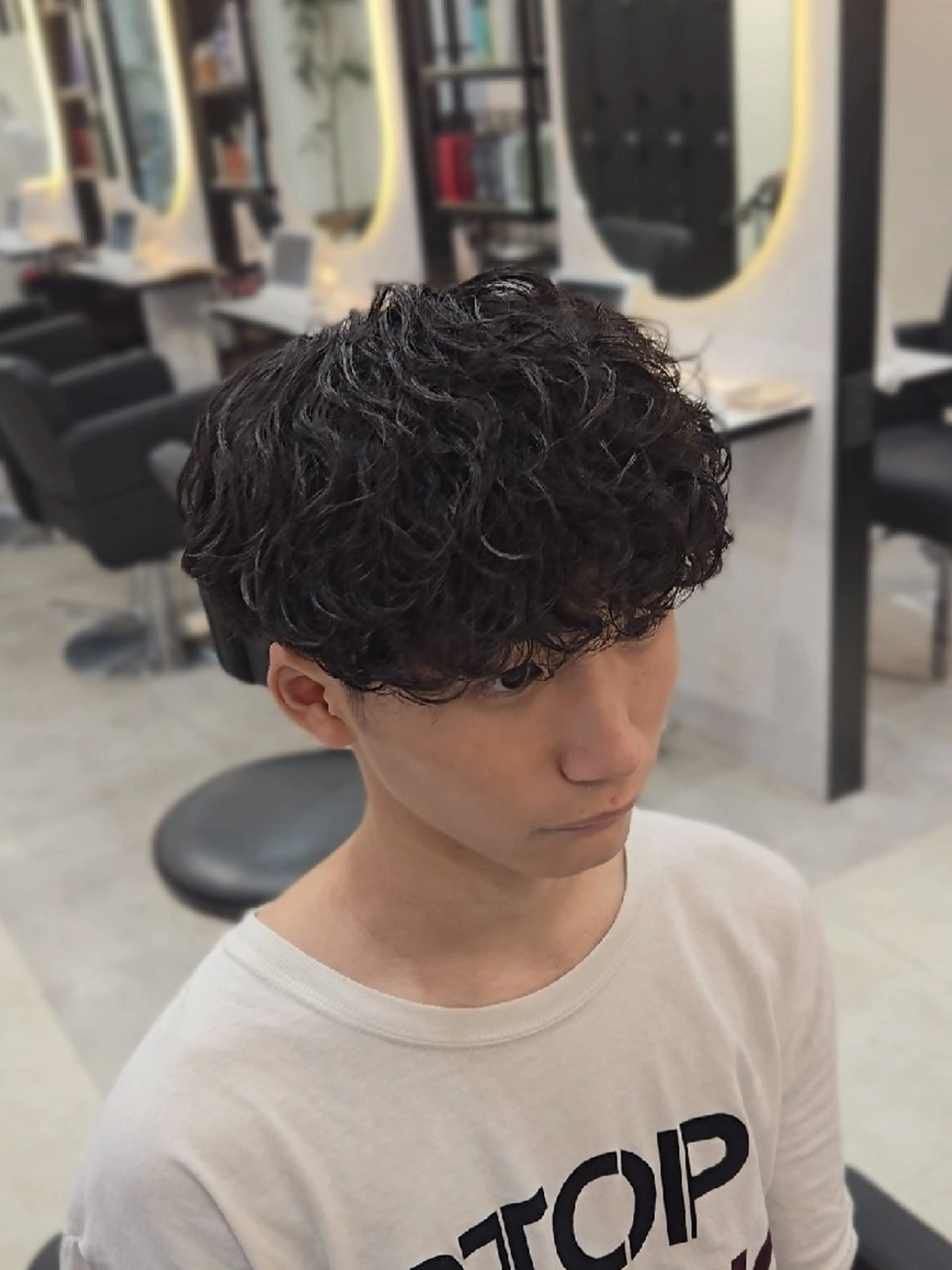 メンズ ミディアム ミディアムパーマ マッシュ メンズパーマ 波巻きパーマ カット パーマ ヘアセット Lapis 名古屋駅前店所属・LEN名古屋/パーマ 海外ヘア/メンズ特化のヘアスタイル