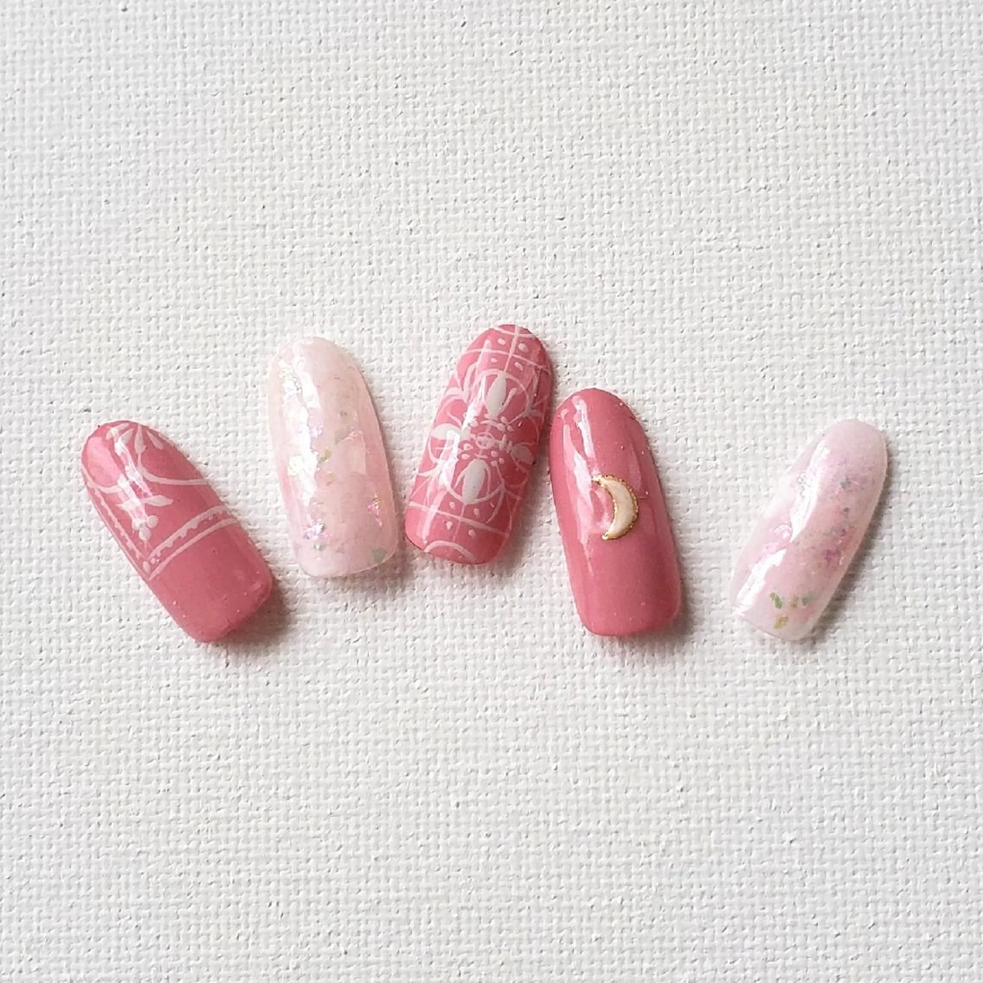 ネイル ネイル&フットケアサロンアイアムアイ所属・ネイリスト モリシタのネイルデザイン