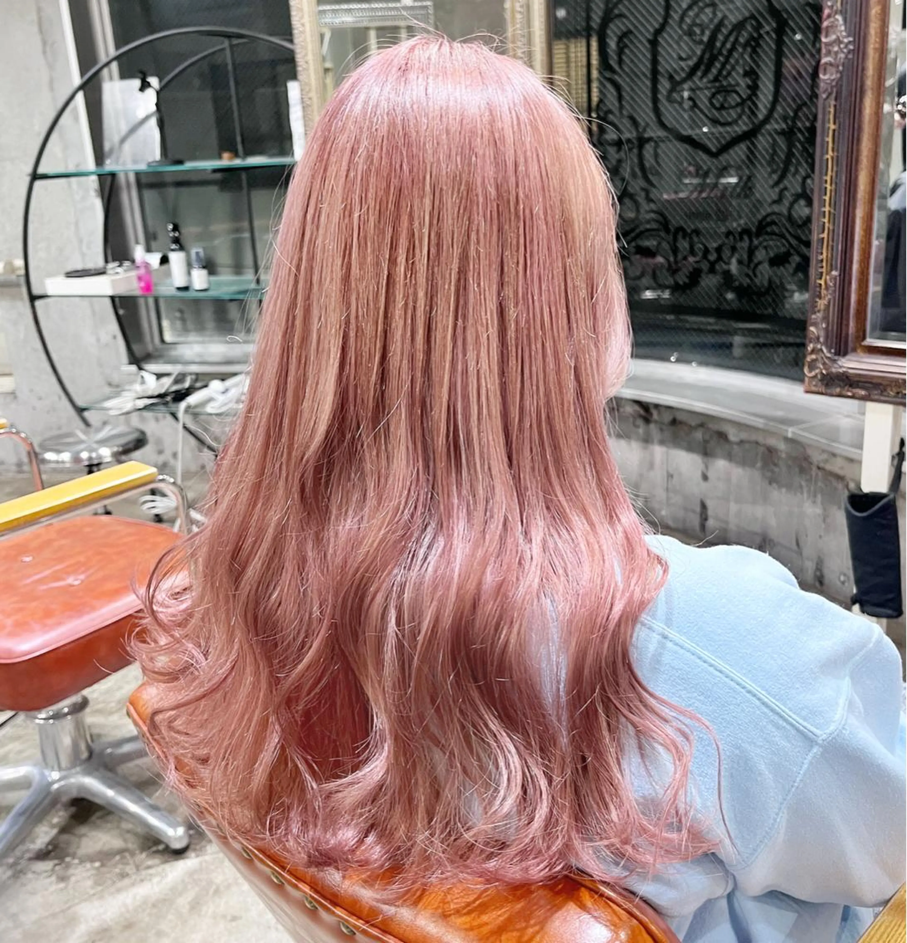 セミロング カラー ヘアアレンジ ブリーチ ヘアカラー ピンクカラー🩷 ヘアセットＮＯ.1のヘアスタイル