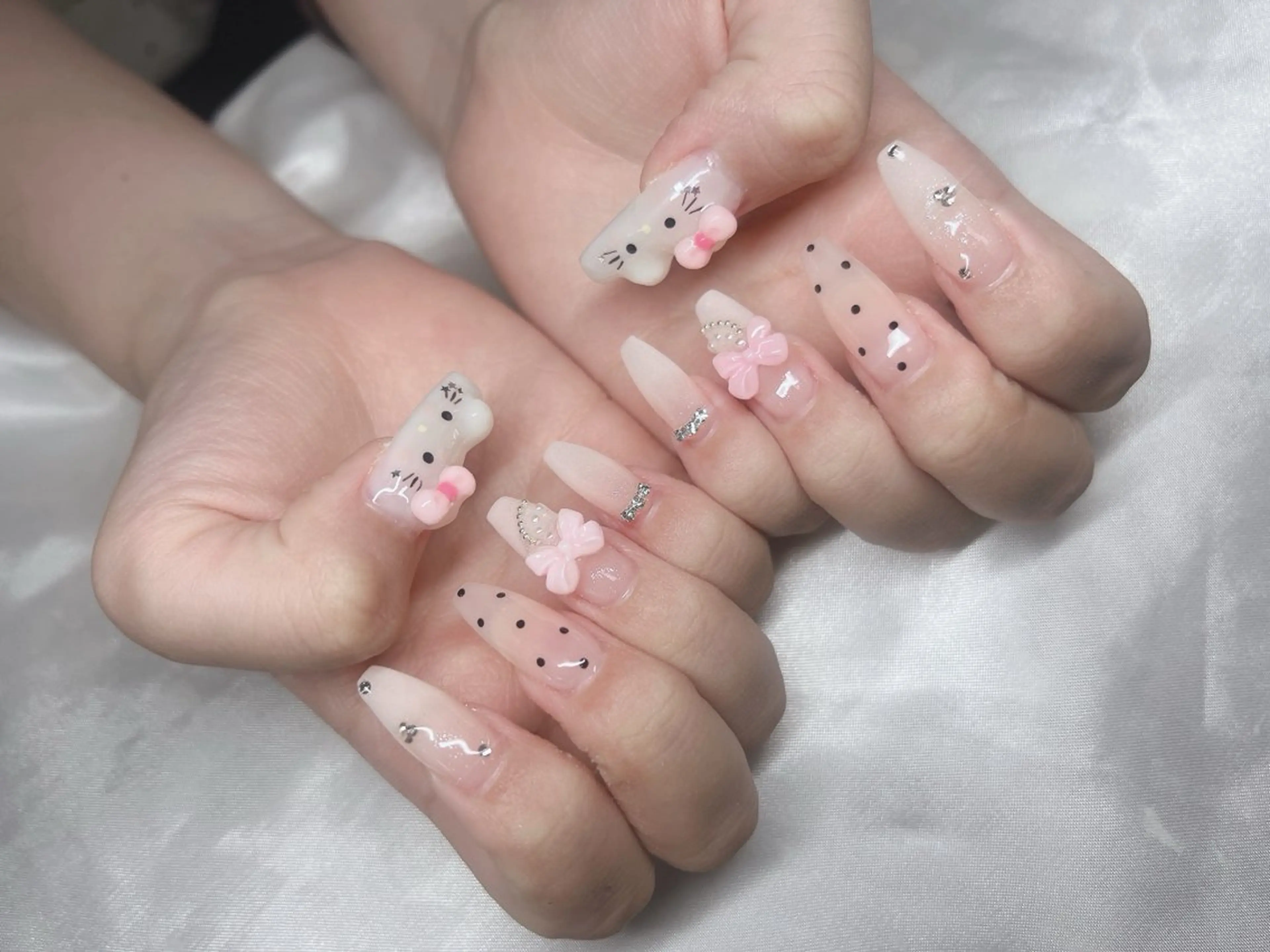 ネイル 長さ出し グラデーション キラキラネイル マグネットネイル ニュアンスネイル ハンドネイル Lee Nails チップ長さだし専門店のネイルデザイン