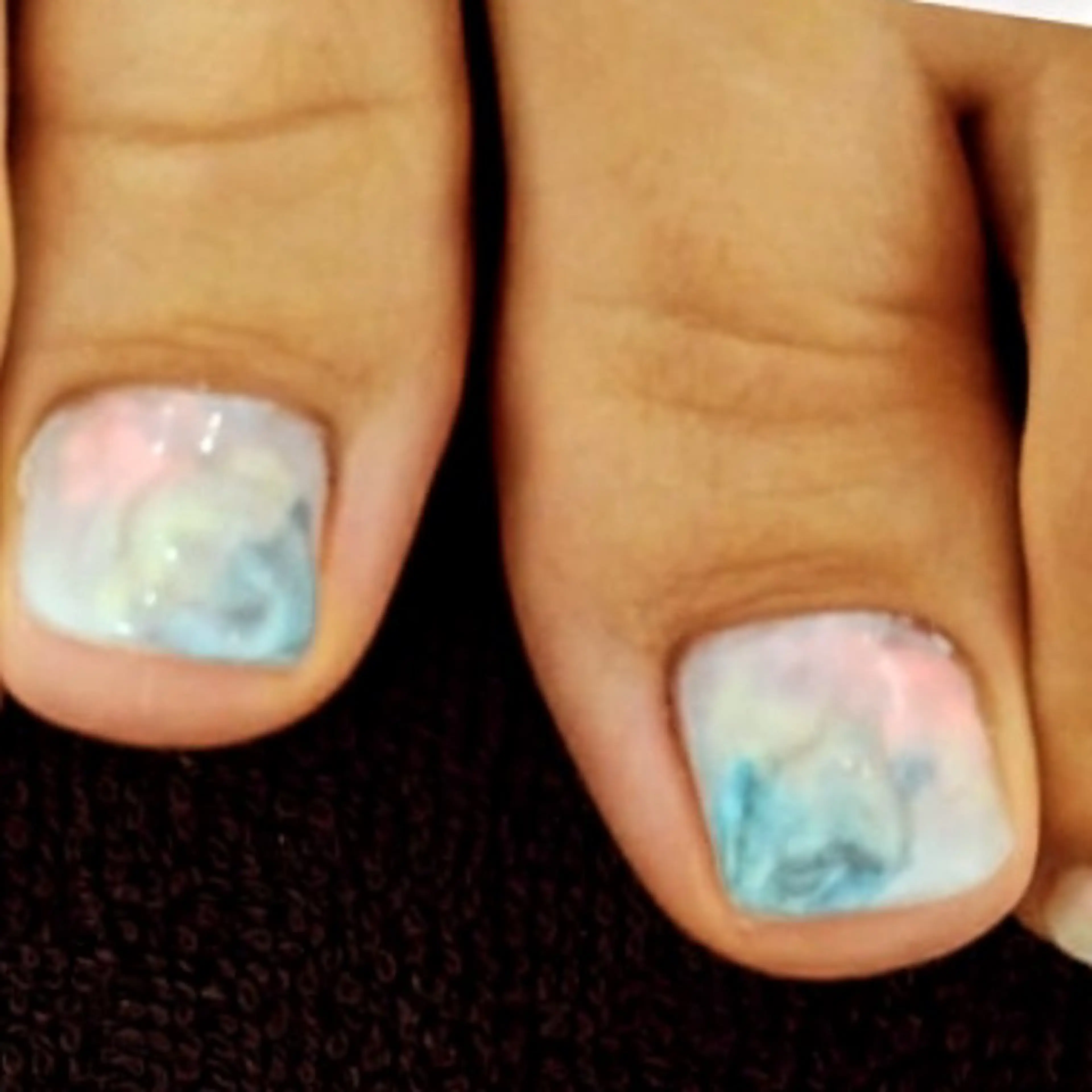 ネイル フットネイル ニュアンスネイル シンプルネイル フットネイル Nanairo ネイル所属・Nanairoネイル Reikoのネイルデザイン