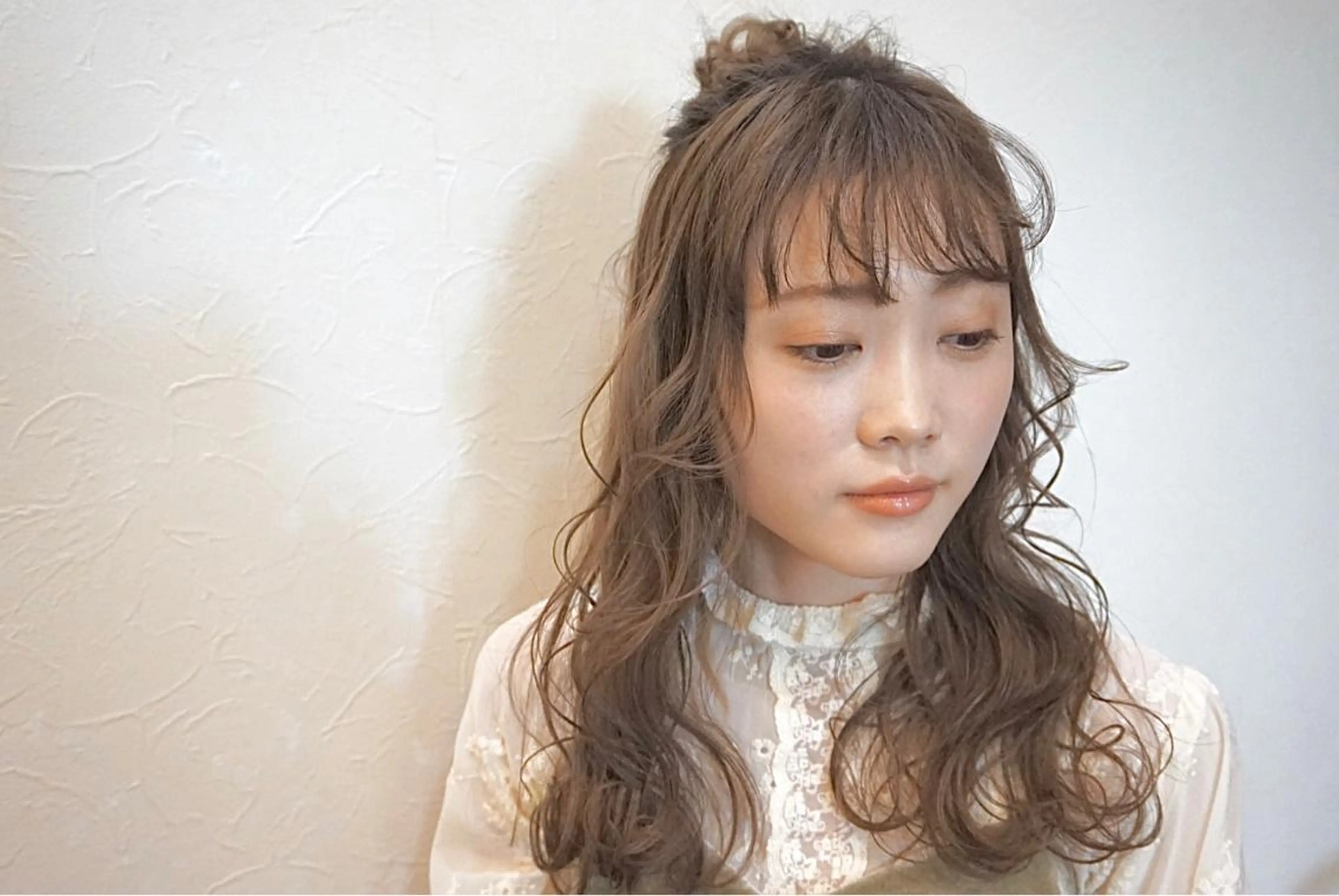 ロング ヘアアレンジ お団子ヘア 飯塚 沙衣のヘアスタイル