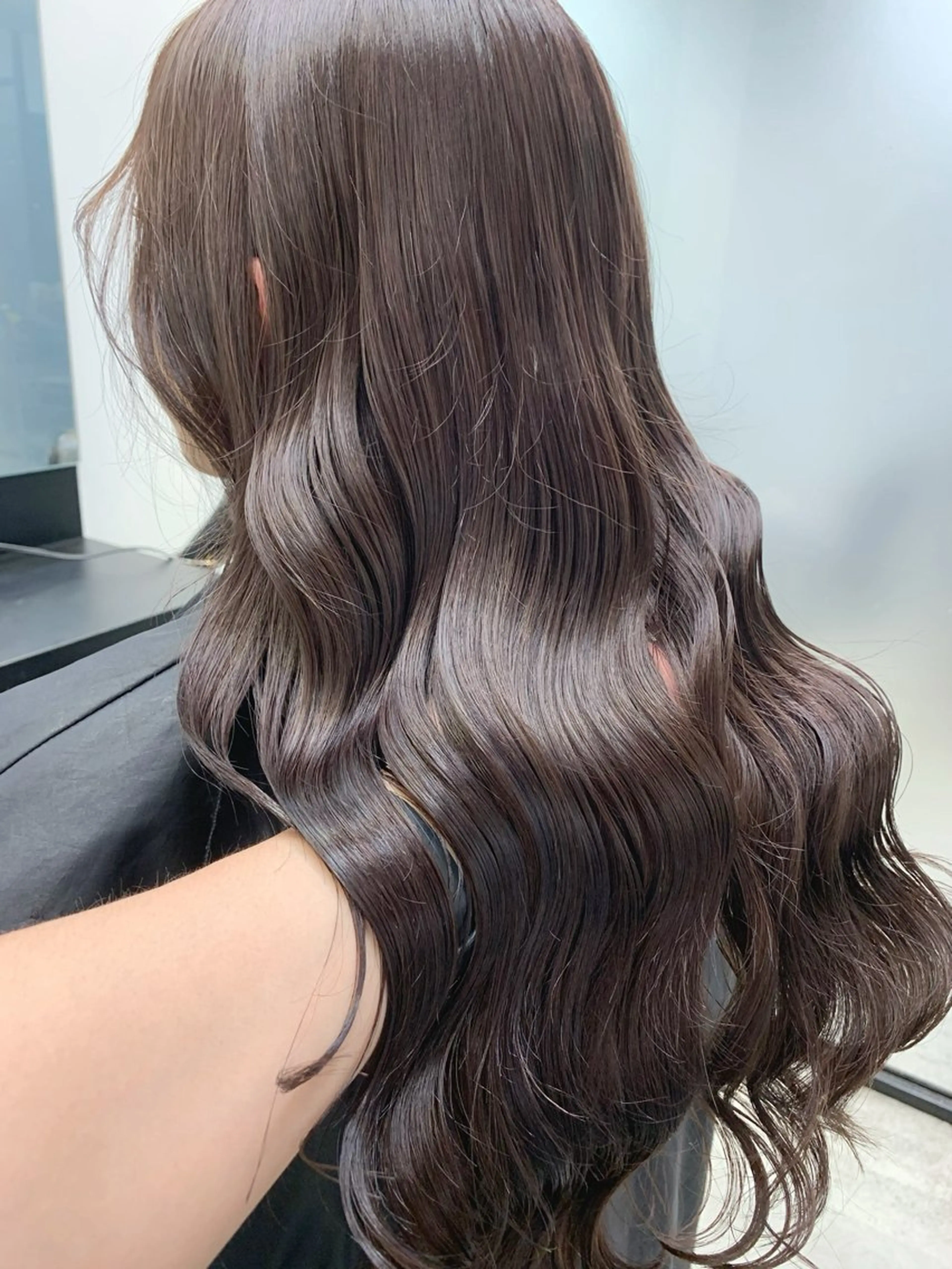 似合わせカット+潤い艶カラーの写真