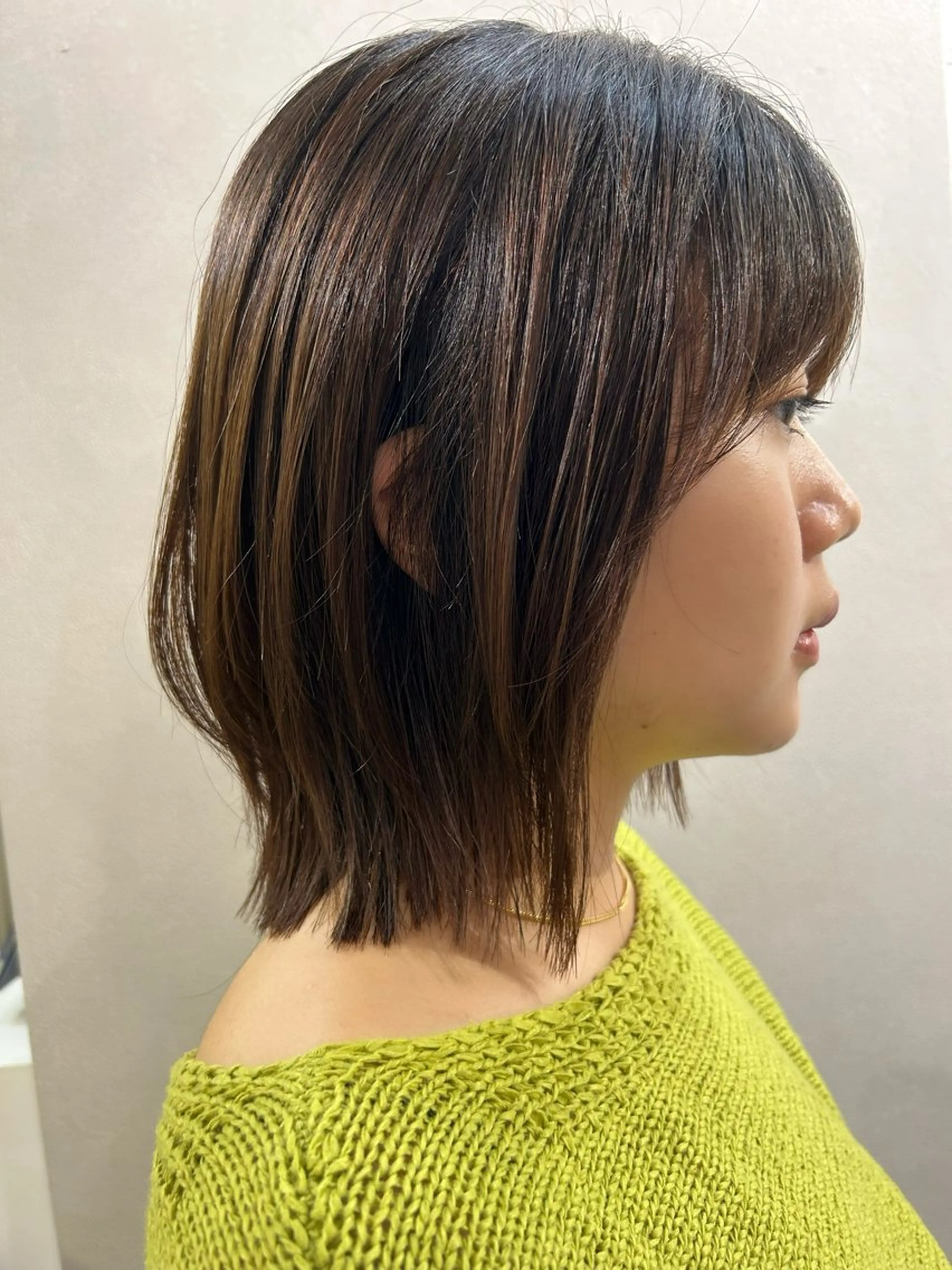 ミディアム ボブレイヤー ボブ レイヤーカット カット トリートメント hubhair レイヤー/透明感のヘアスタイル