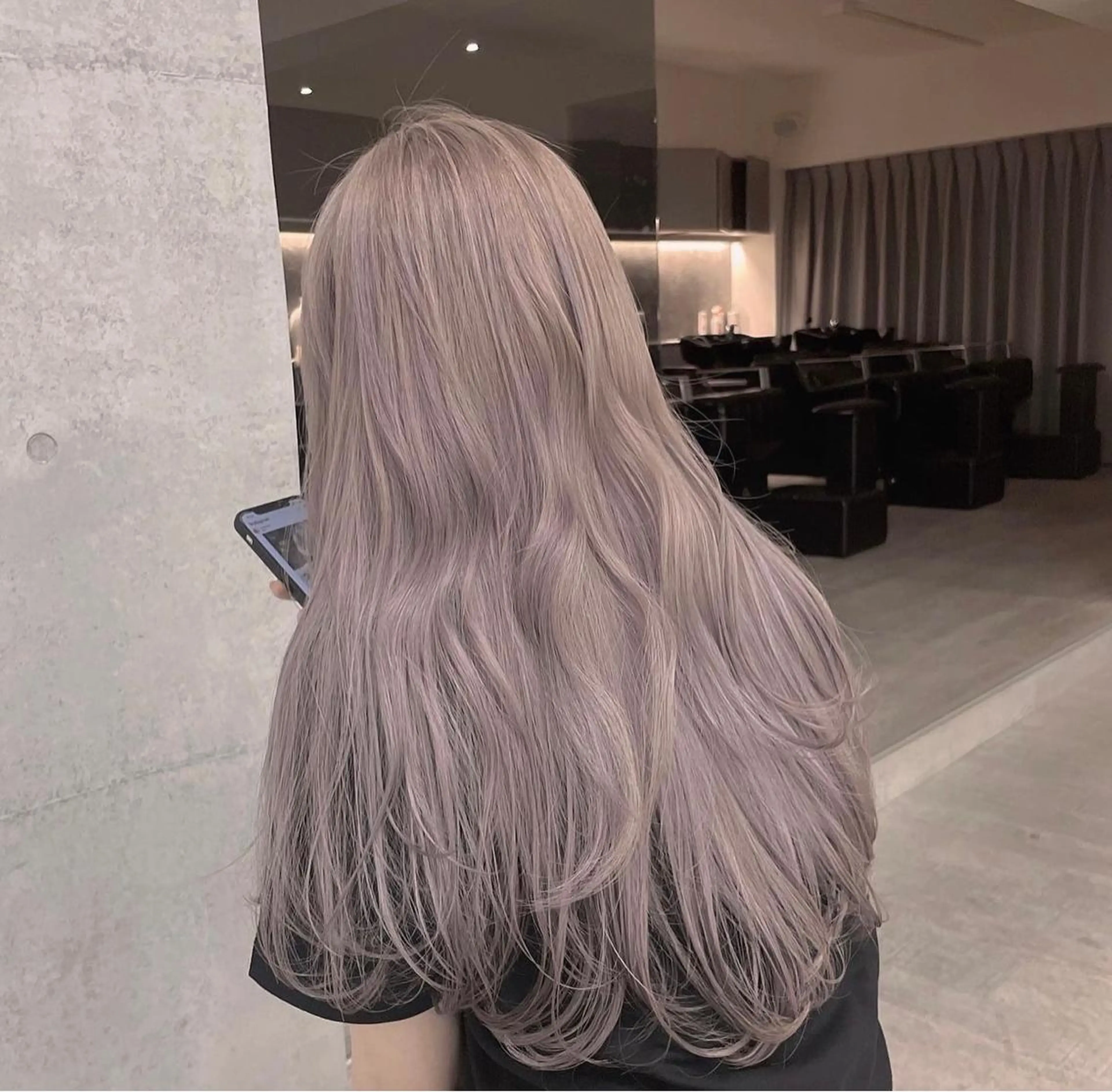 ロング カラー ヘアカラー トリートメント THESALONS所属・🤍ブリーチカラー /寄田龍樹🤍のヘアスタイル