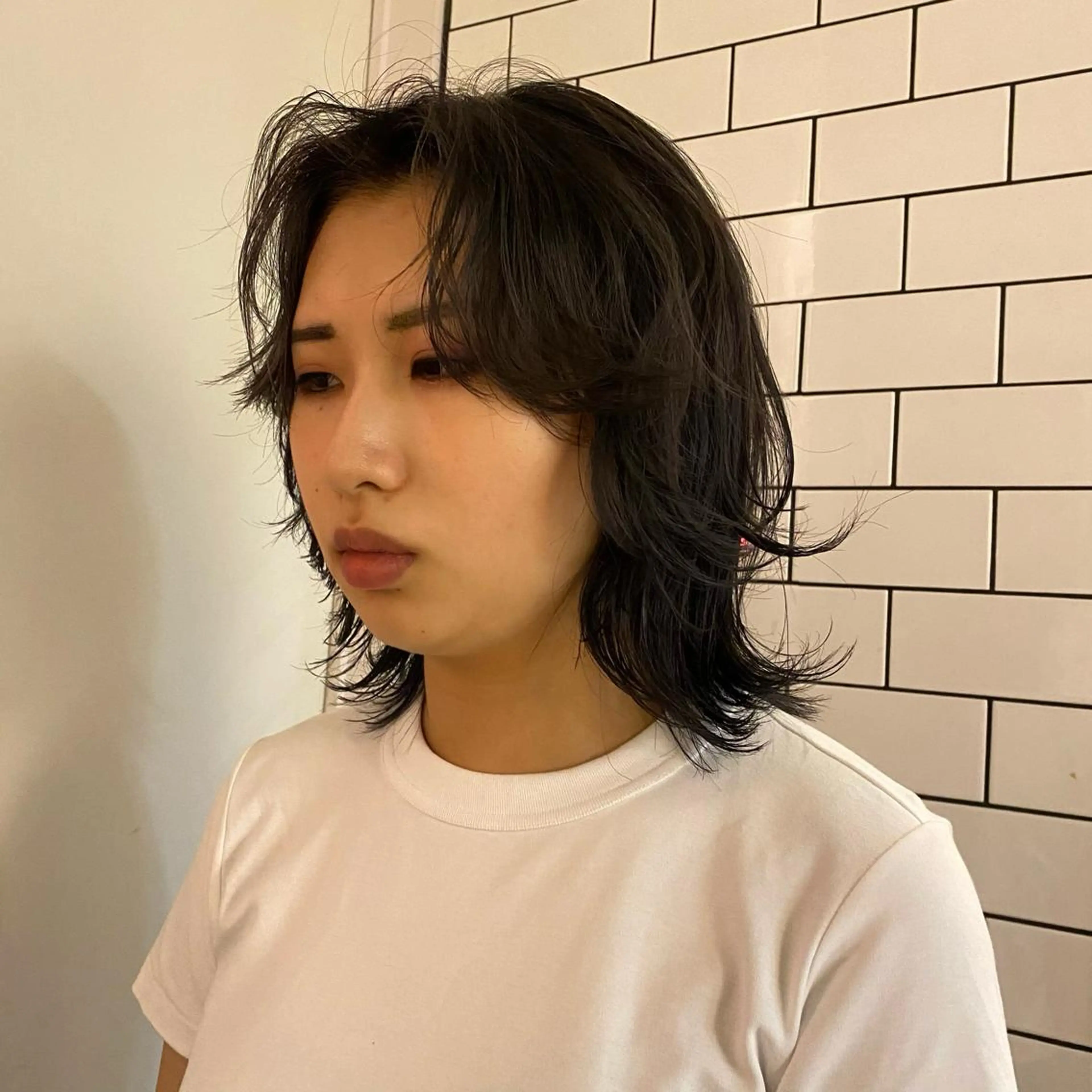 セミロング ウルフカット Aust hair Stella新宿所属・Yuki☺︎パーマ レイヤーカットウルフのヘアスタイル