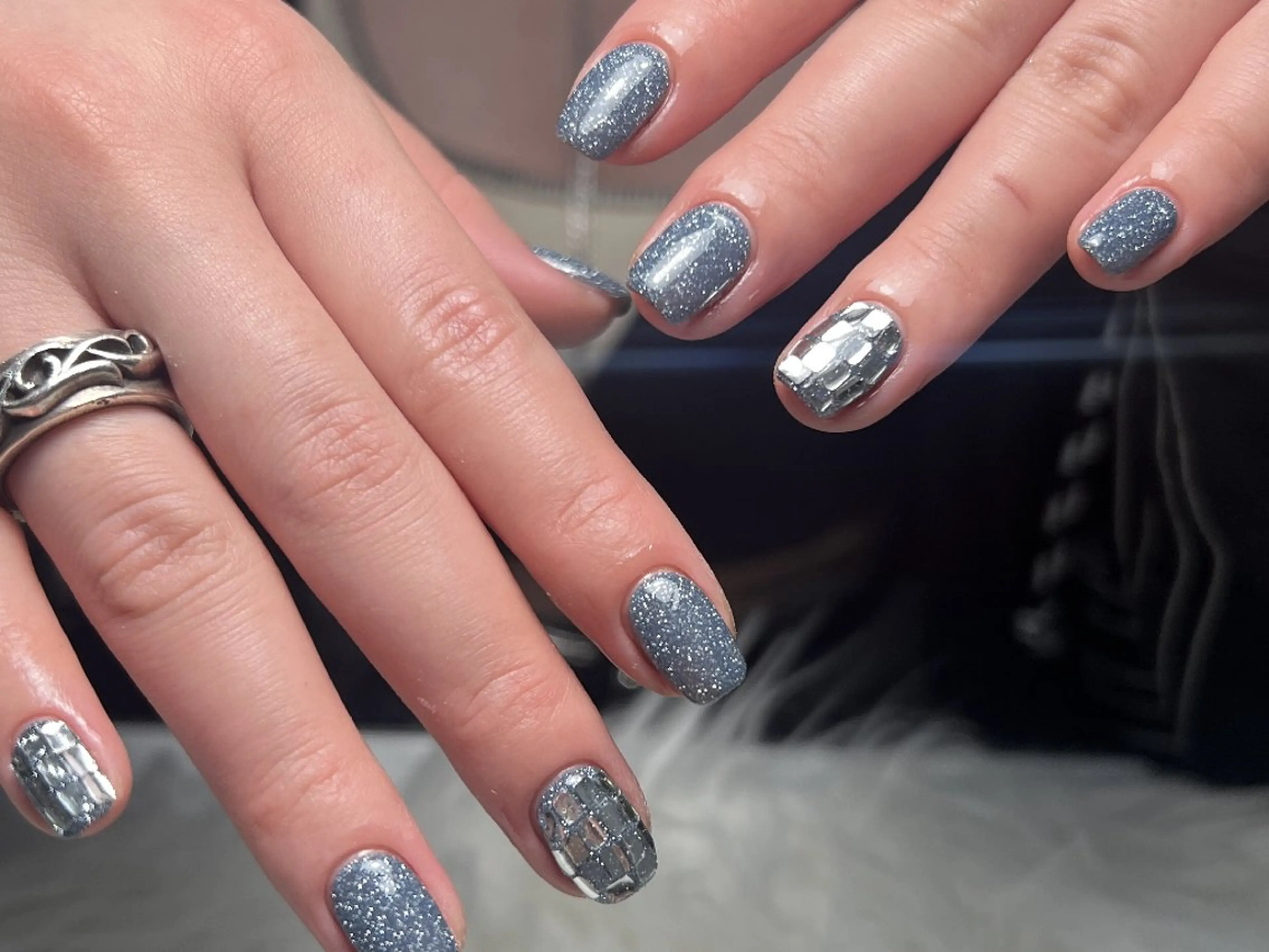 ネイル フラッシュネイル キラキラネイル 持ち込み シンプルネイル ハンドネイル UM Nail Salonのネイルデザイン