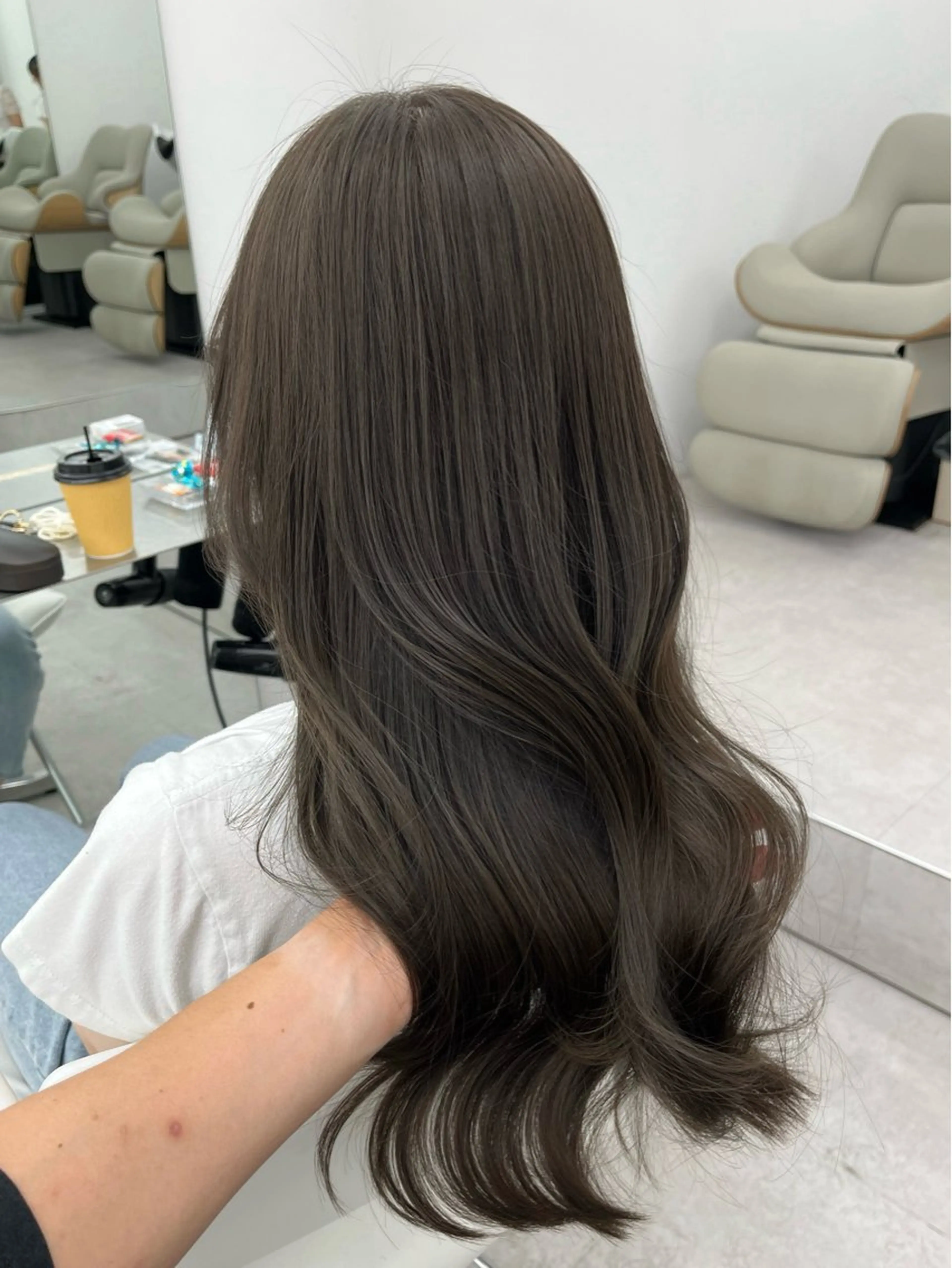 セミロング カラー カット ヘアカラー トリートメント ナチュラルくびれヘア /アレンジ伊藤彪真のヘアスタイル