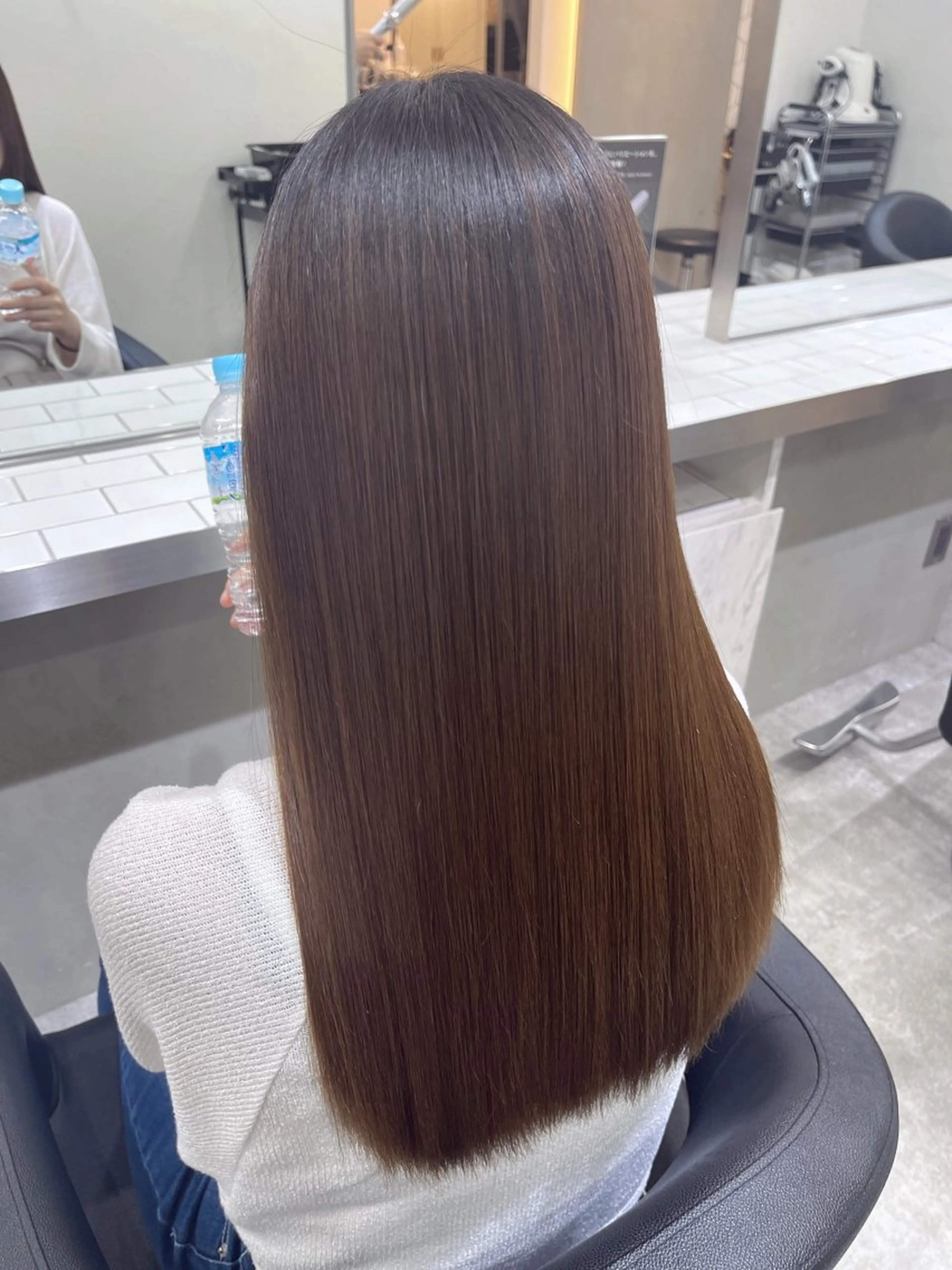 ロング TENSHO 原宿　ハイトーンのヘアスタイル