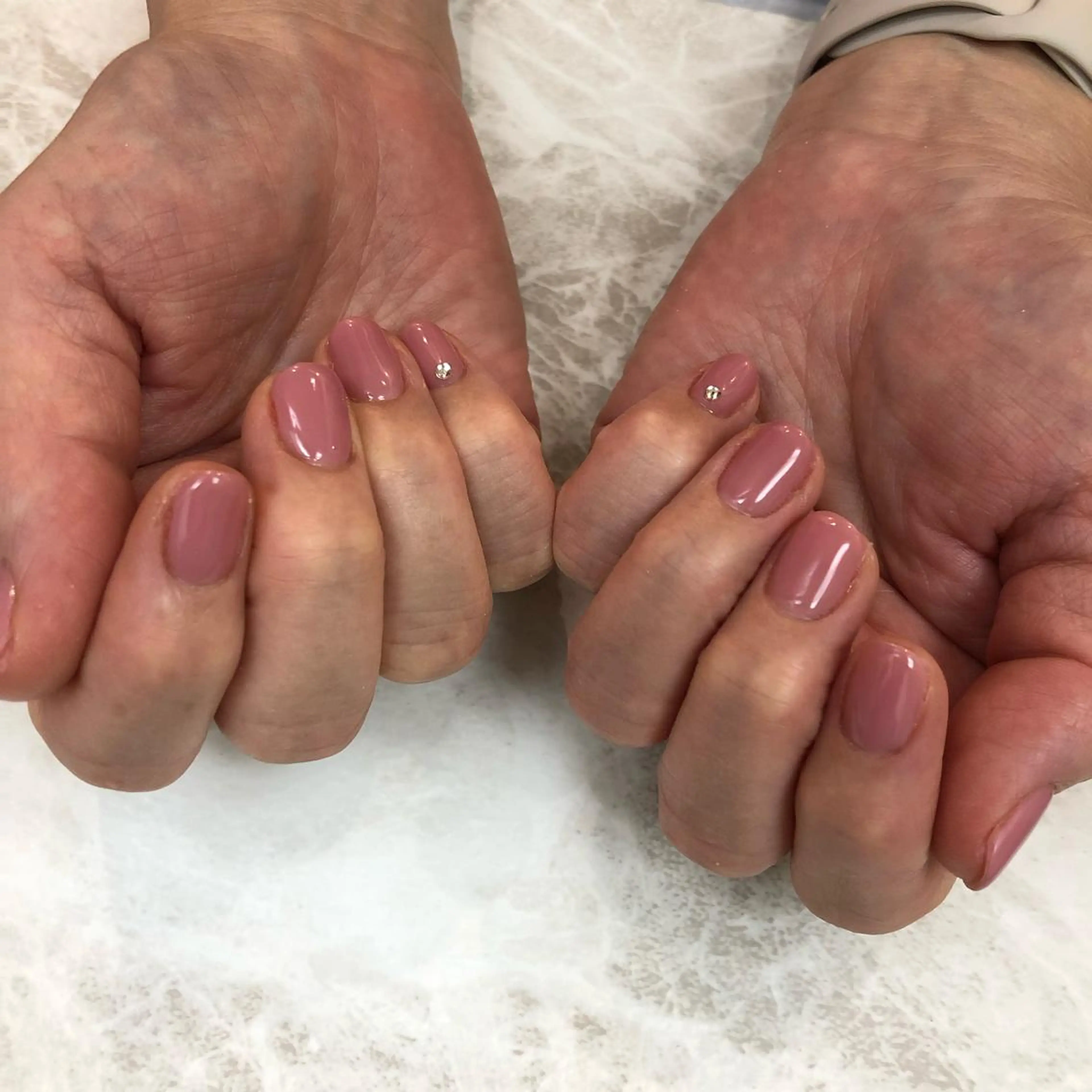 ネイル ワンカラーネイル Irodim所属・MOKA NAKAGAWAのネイルデザイン