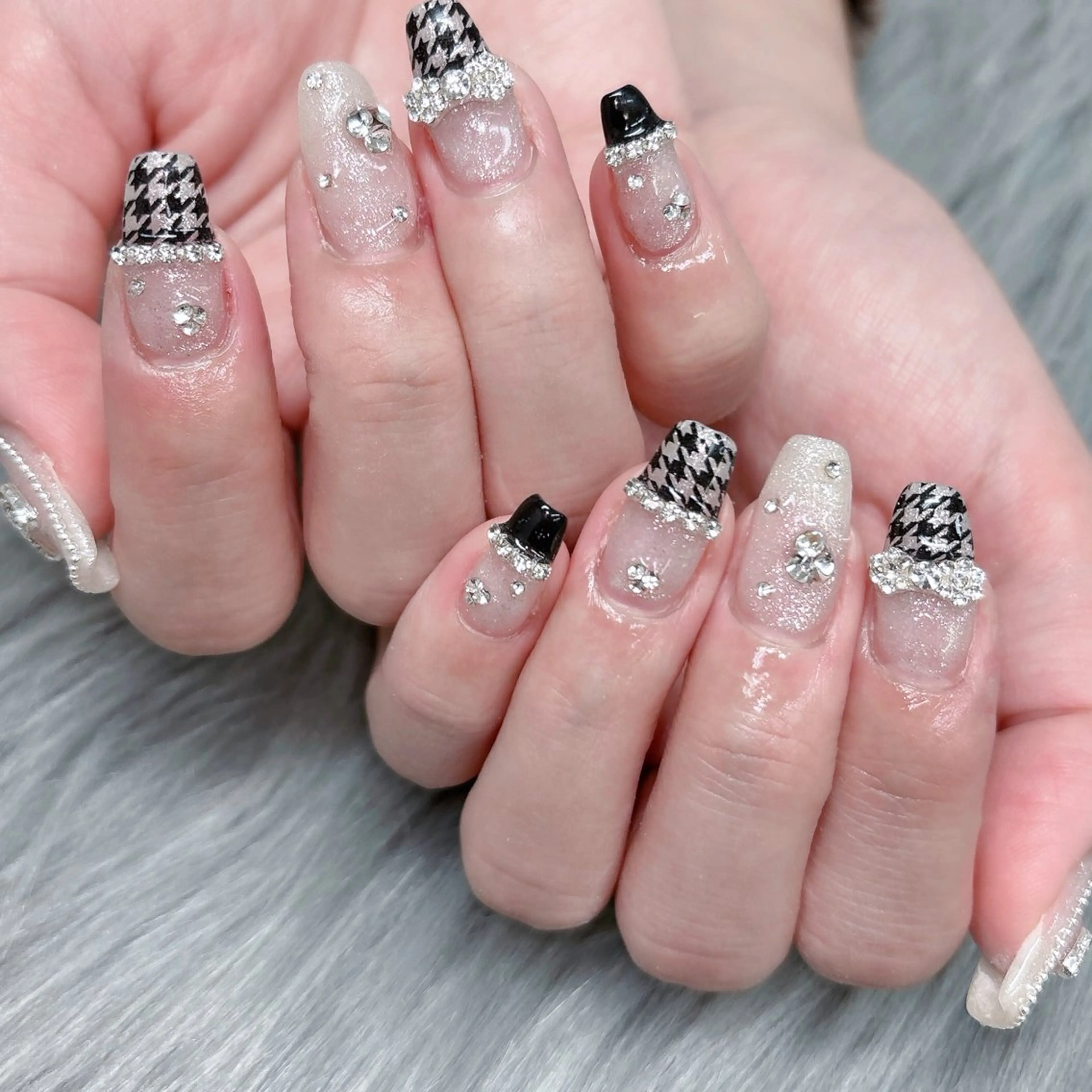 ネイル pomy nail CHISAKIのネイルデザイン