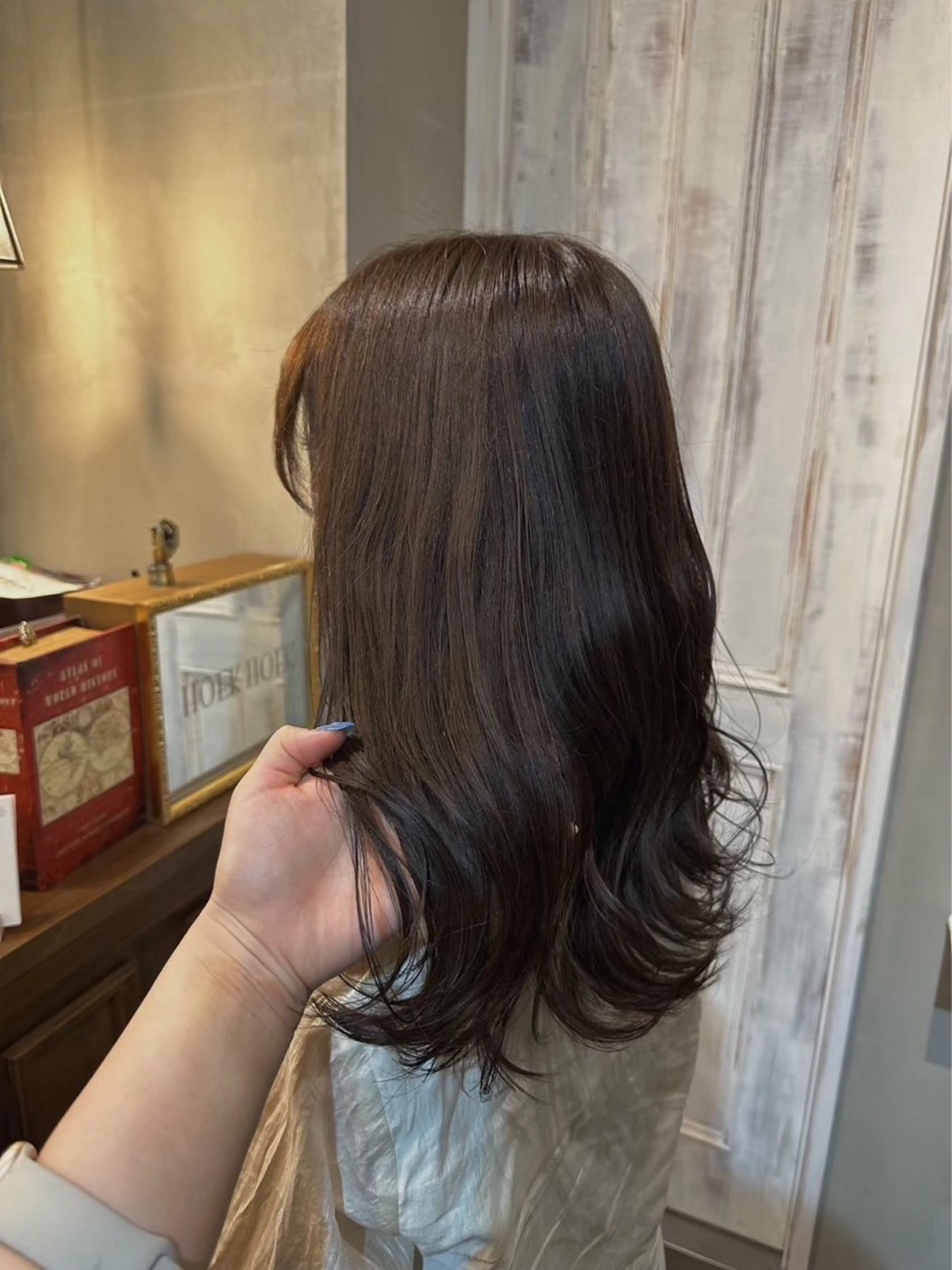 ミディアム カラー mana♡透明感 カラー/縮毛矯正🫧のヘアスタイル