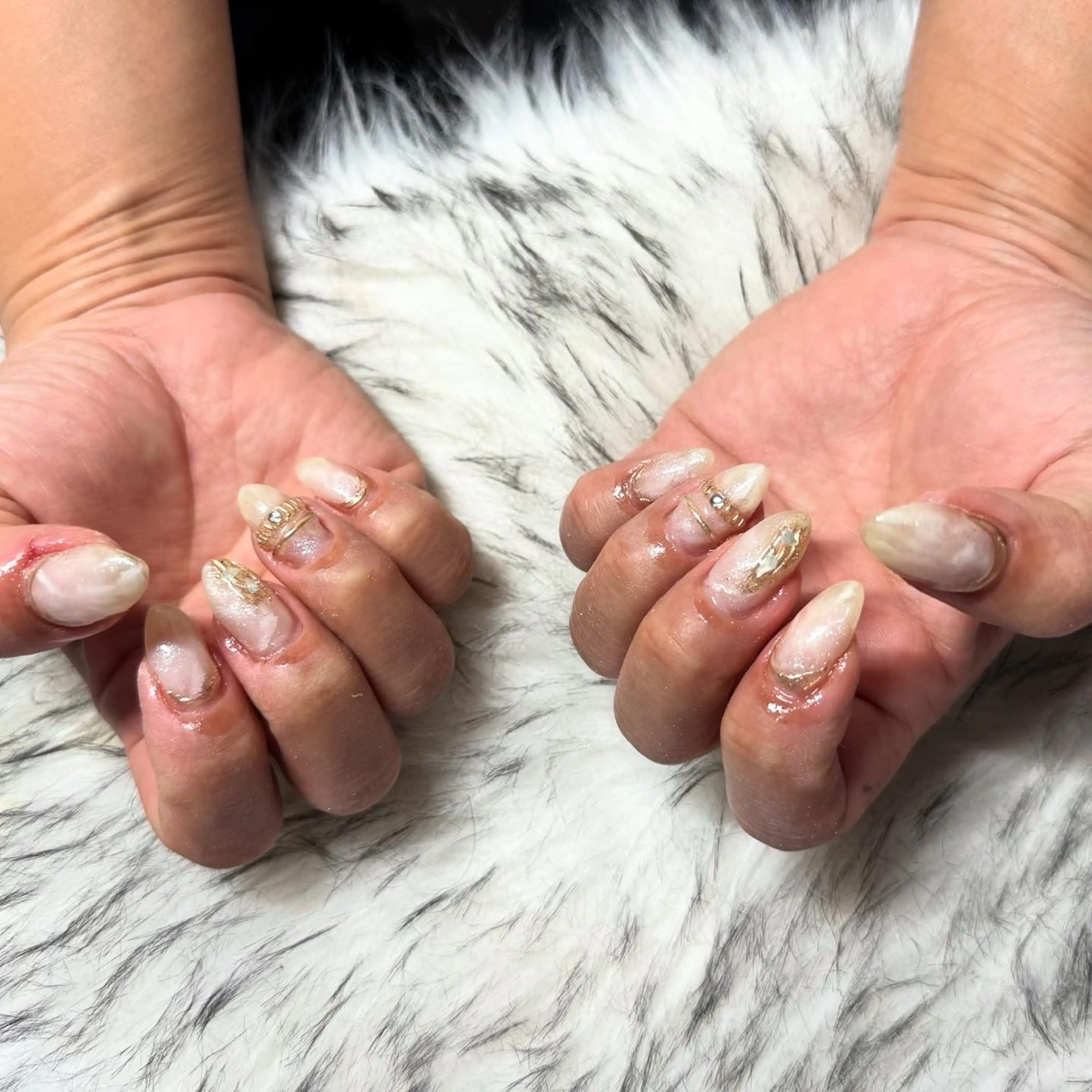 セミロング ハンドネイル mao .のネイルデザイン