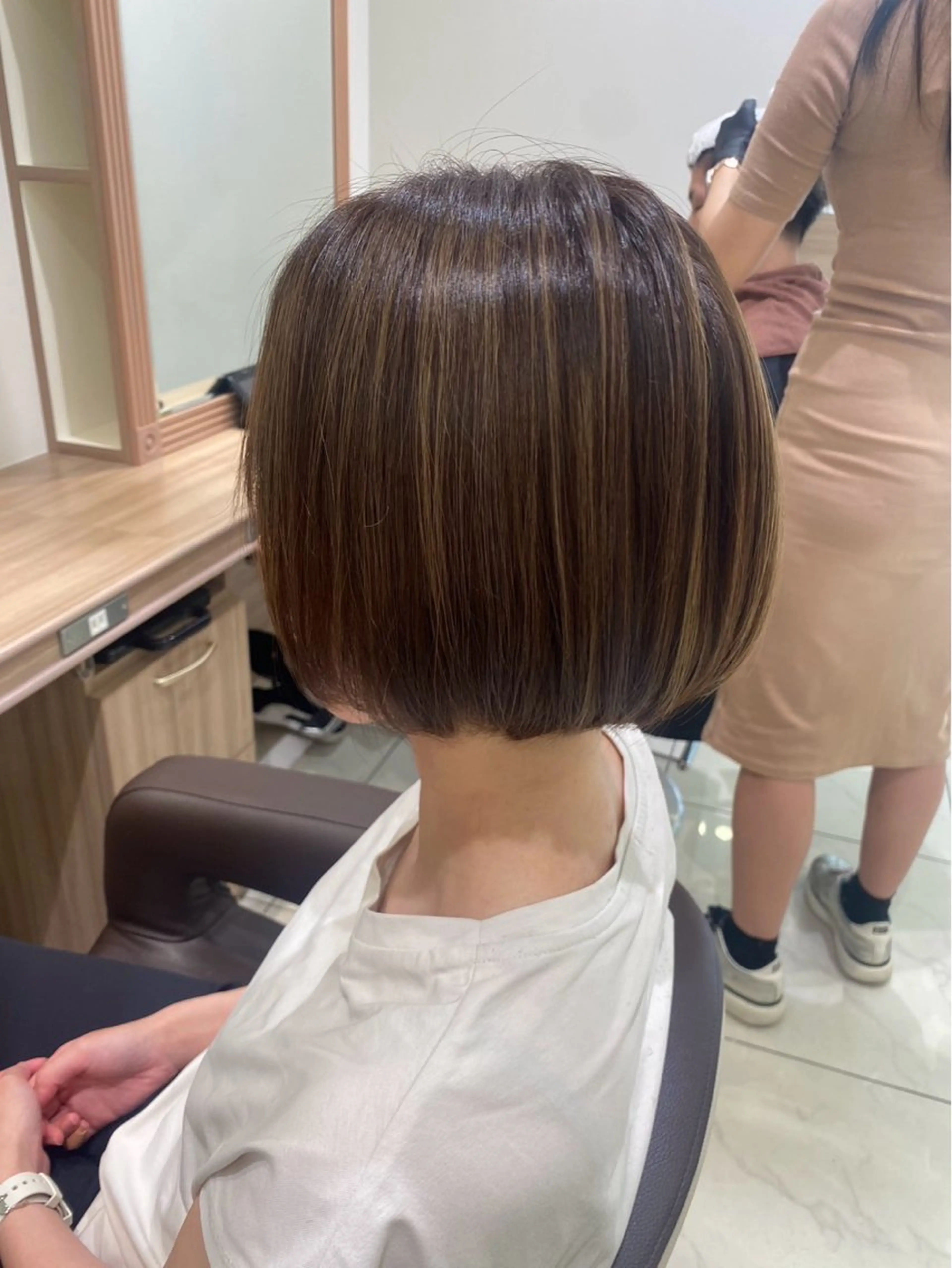 ショート カラー ブラウンカラー 透明感カラー オレンジ カット ヘアカラー 🌱脱白髪染め特化 🌱岡田将英のヘアスタイル