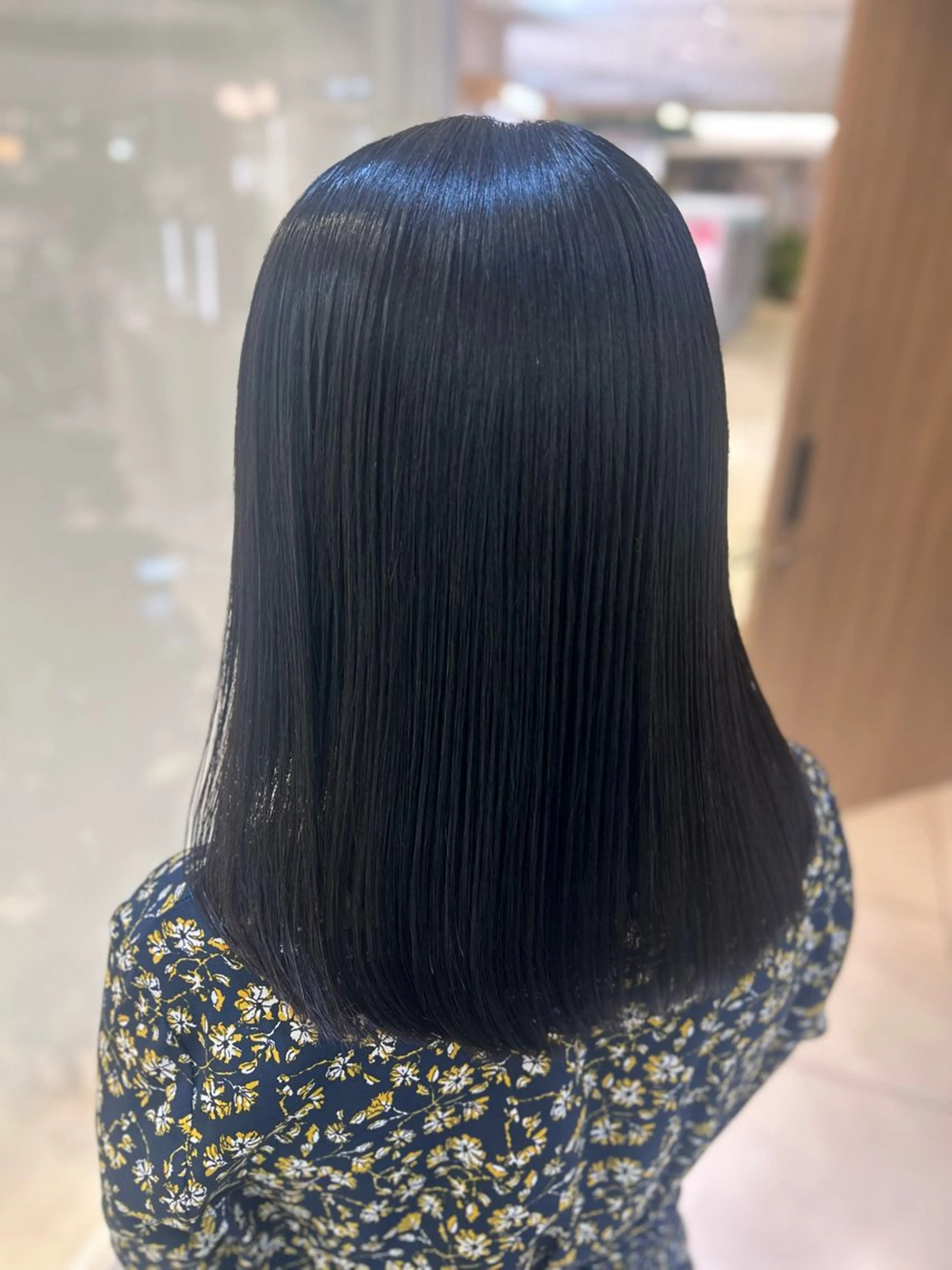 ミディアム パーマ カット 縮毛矯正 トリートメント 艶質改善/縮毛矯正 ササキナツミのヘアスタイル