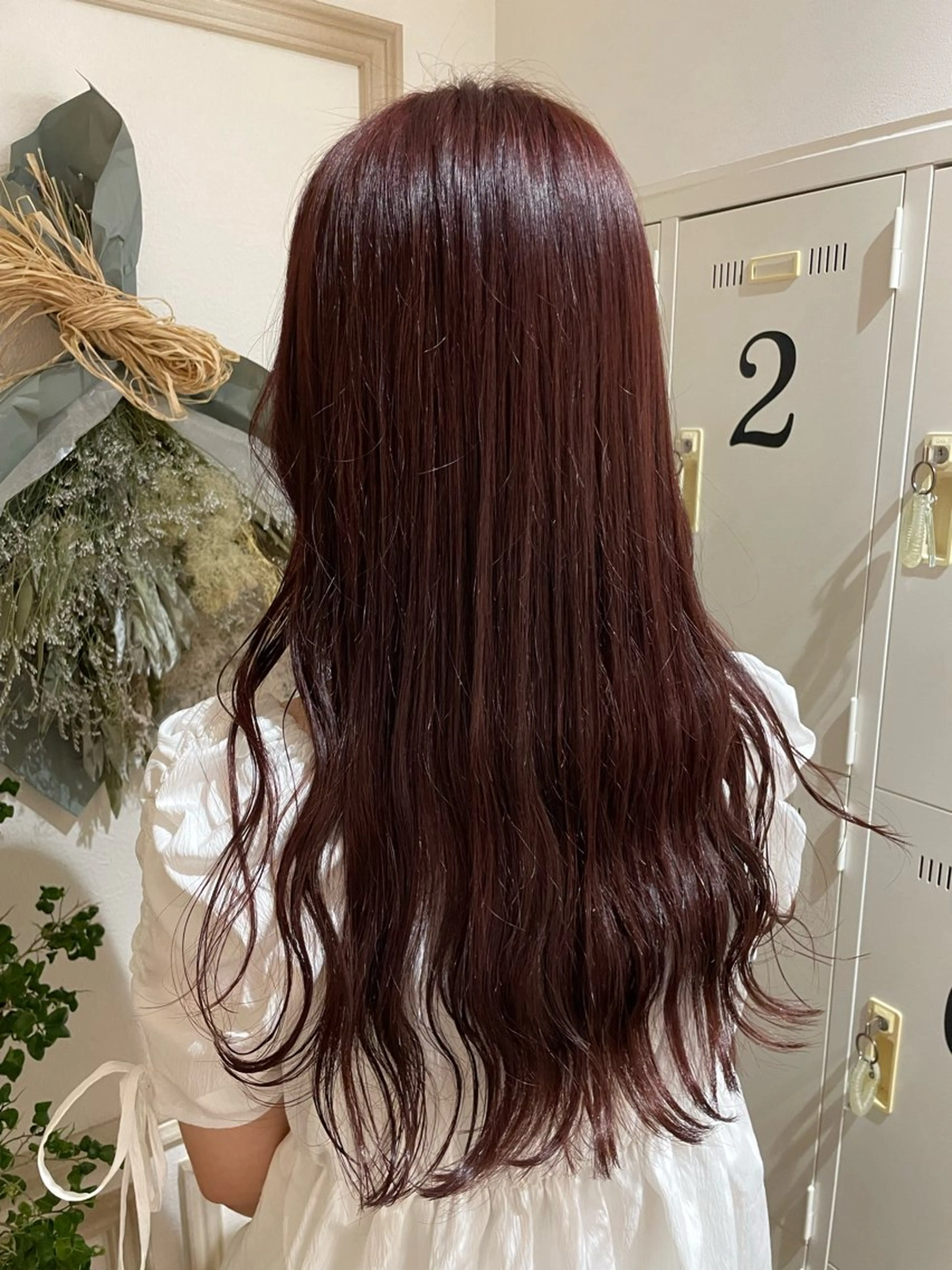全体カラー／透明感のあるツヤ感カラーの写真