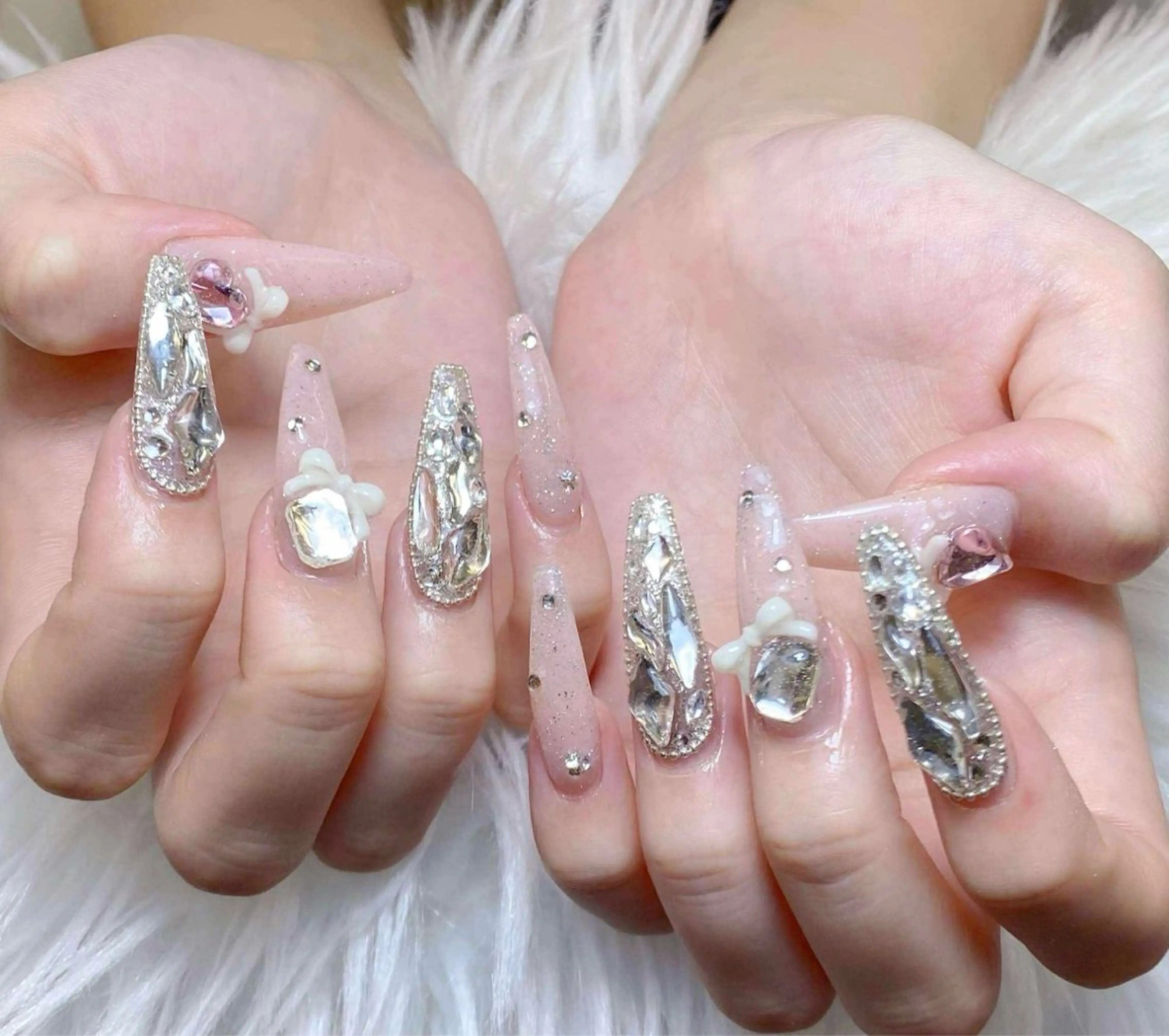 ネイル チークネイル 長さ出し フットネイル マグネットネイル 持ち込み ハンドネイル ANH NAIL ゴテゴテ専門店💎のネイルデザイン
