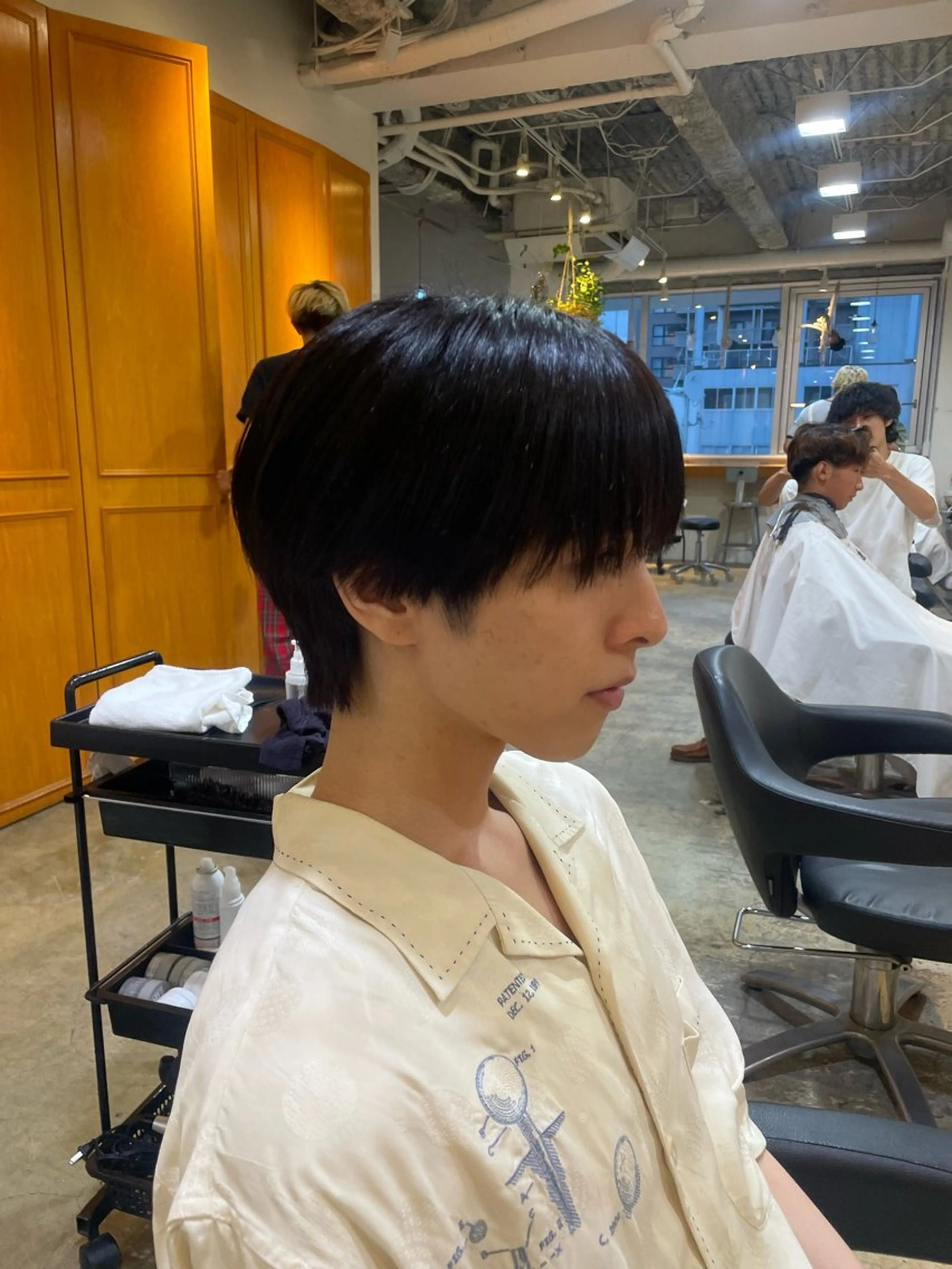 ミディアム メンズ メンズウルフカット ウルフカット RIN／韓国ヘア レイヤーカットのヘアスタイル