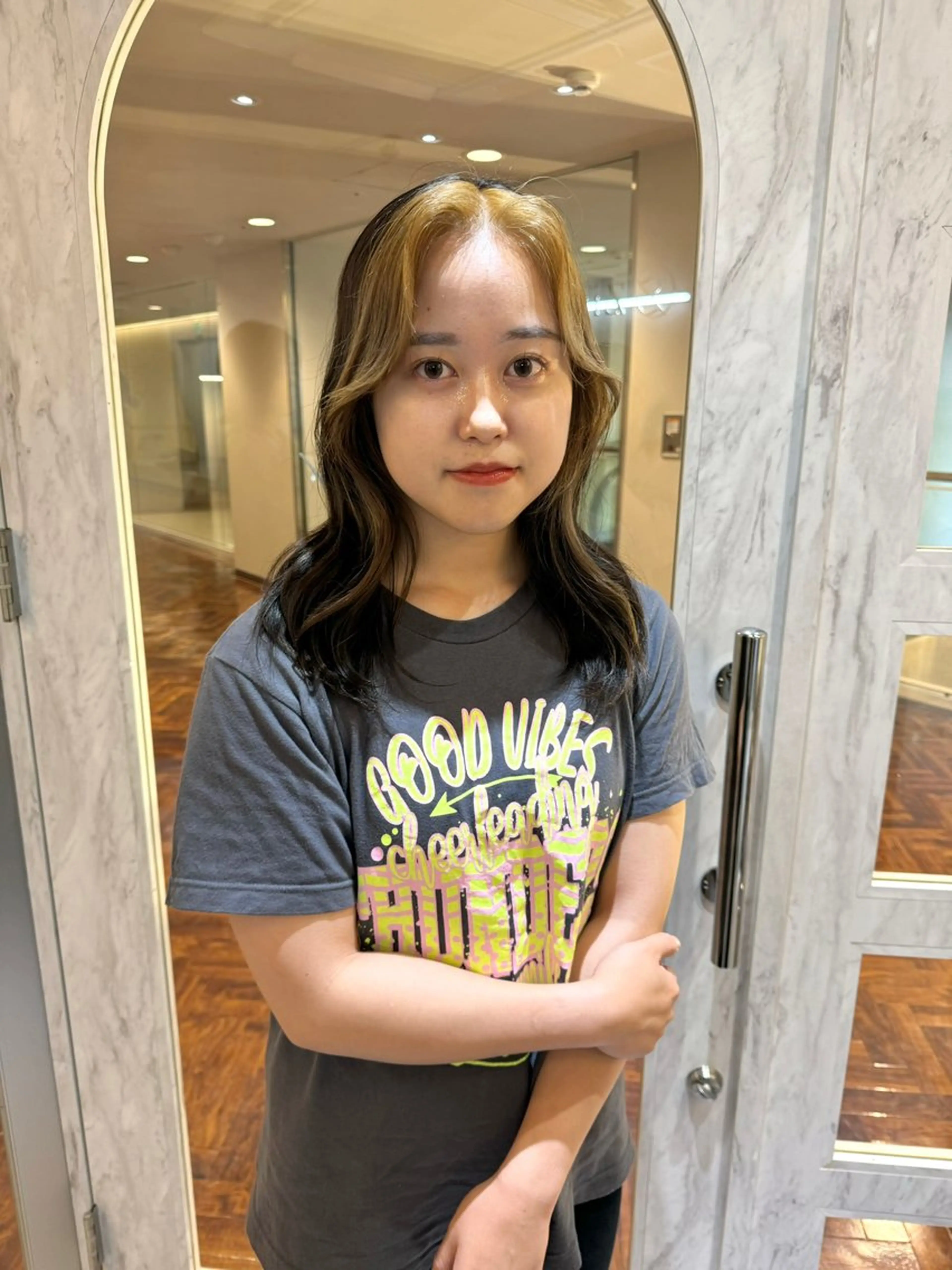 セミロング カラー ミストバング  フェイスフレーミング 韓国ヘア🇰🇷 松田光里のヘアスタイル