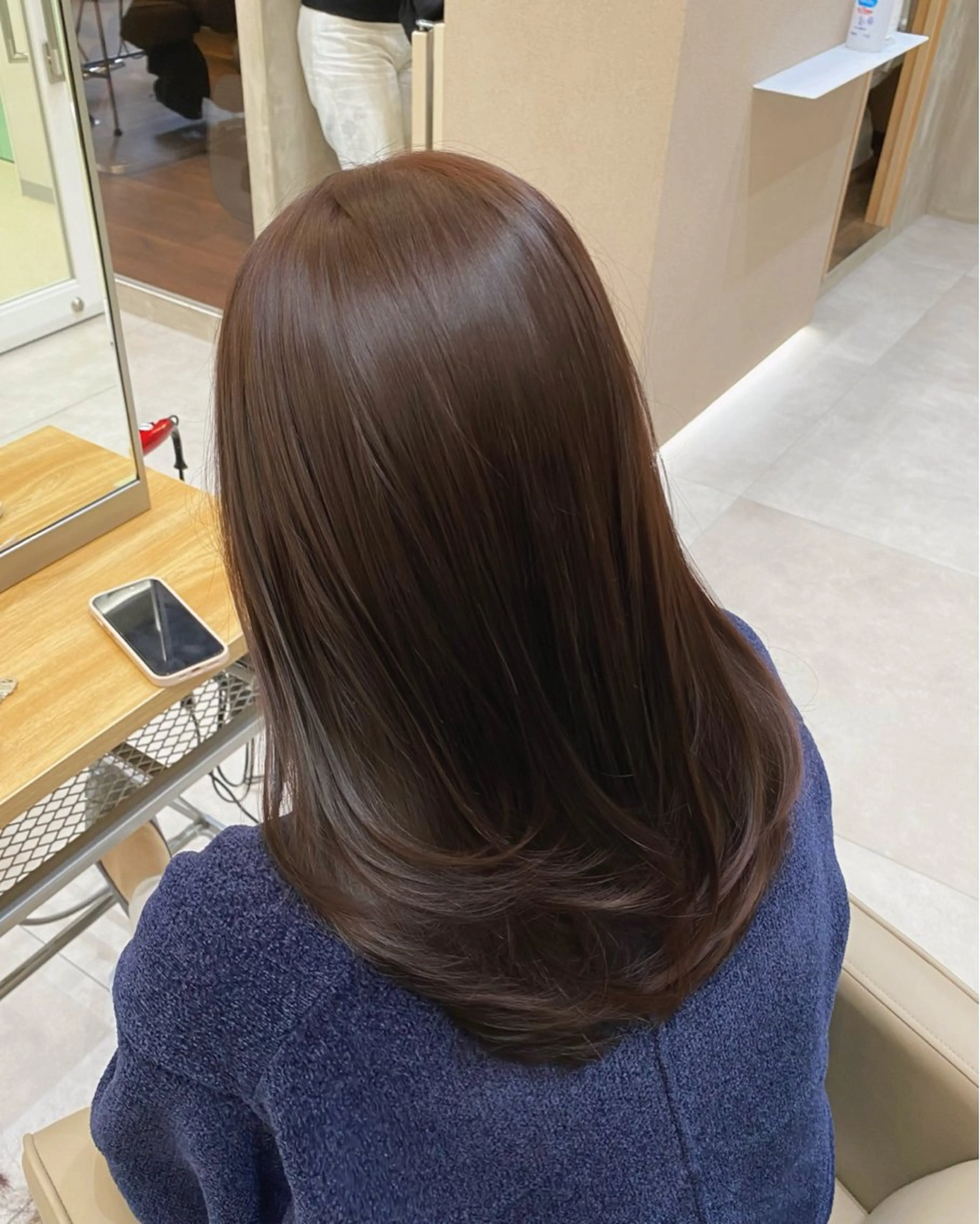 ミディアム カラー ヘアアレンジ ベージュカラー ブリーチ ブラウンカラー 透明感カラー ダブルカラー カット ヘアカラー トリートメント ヘアセット 藤岡 誠也のヘアスタイル