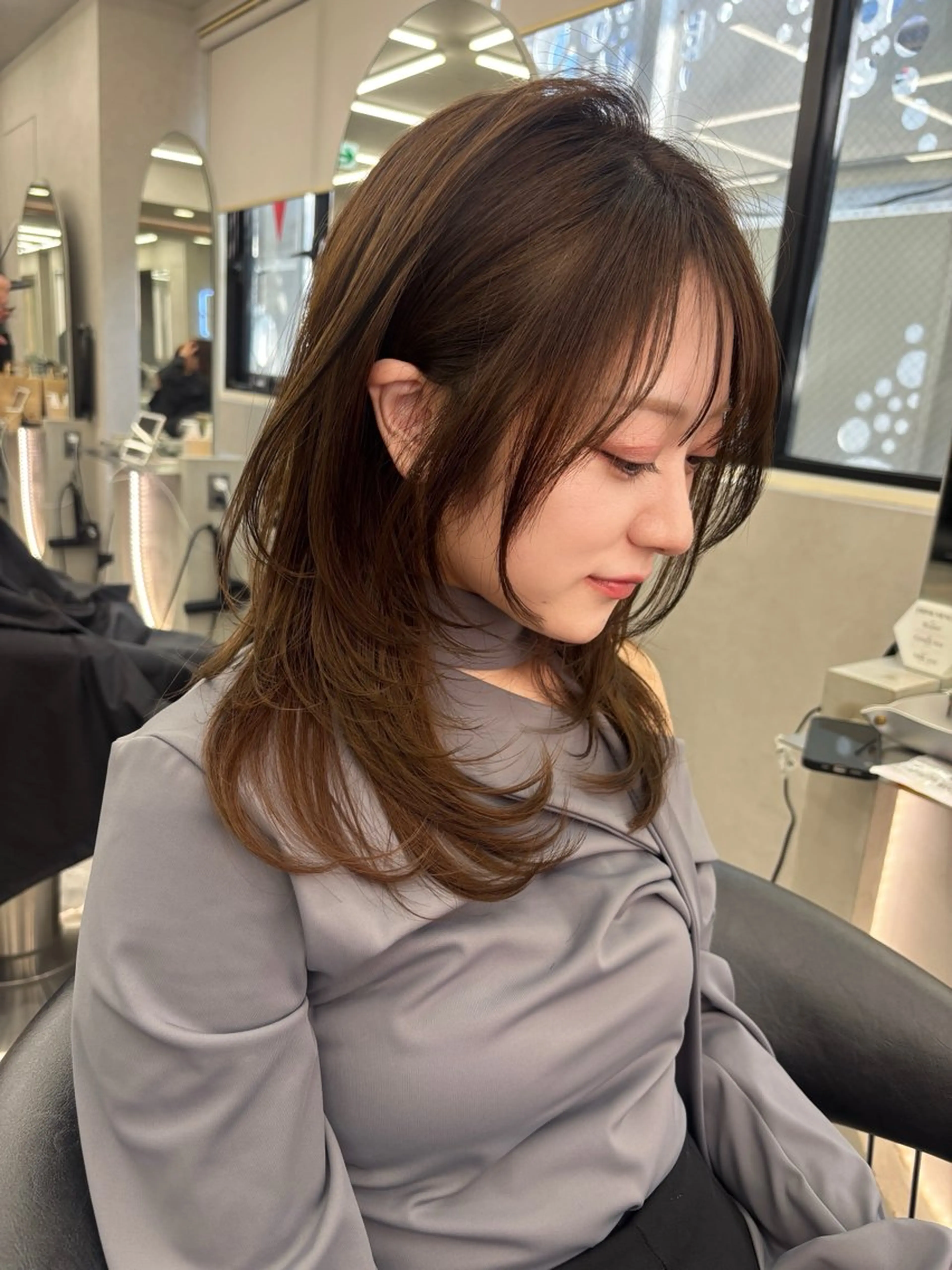 ミディアム ミディアムレイヤー 韓国風ヘア レイヤーカット 髪質改善×韓国ヘアサロン Role博多【ロール】所属・✨-10歳ヘア を叶える✨山下遥のヘアスタイル
