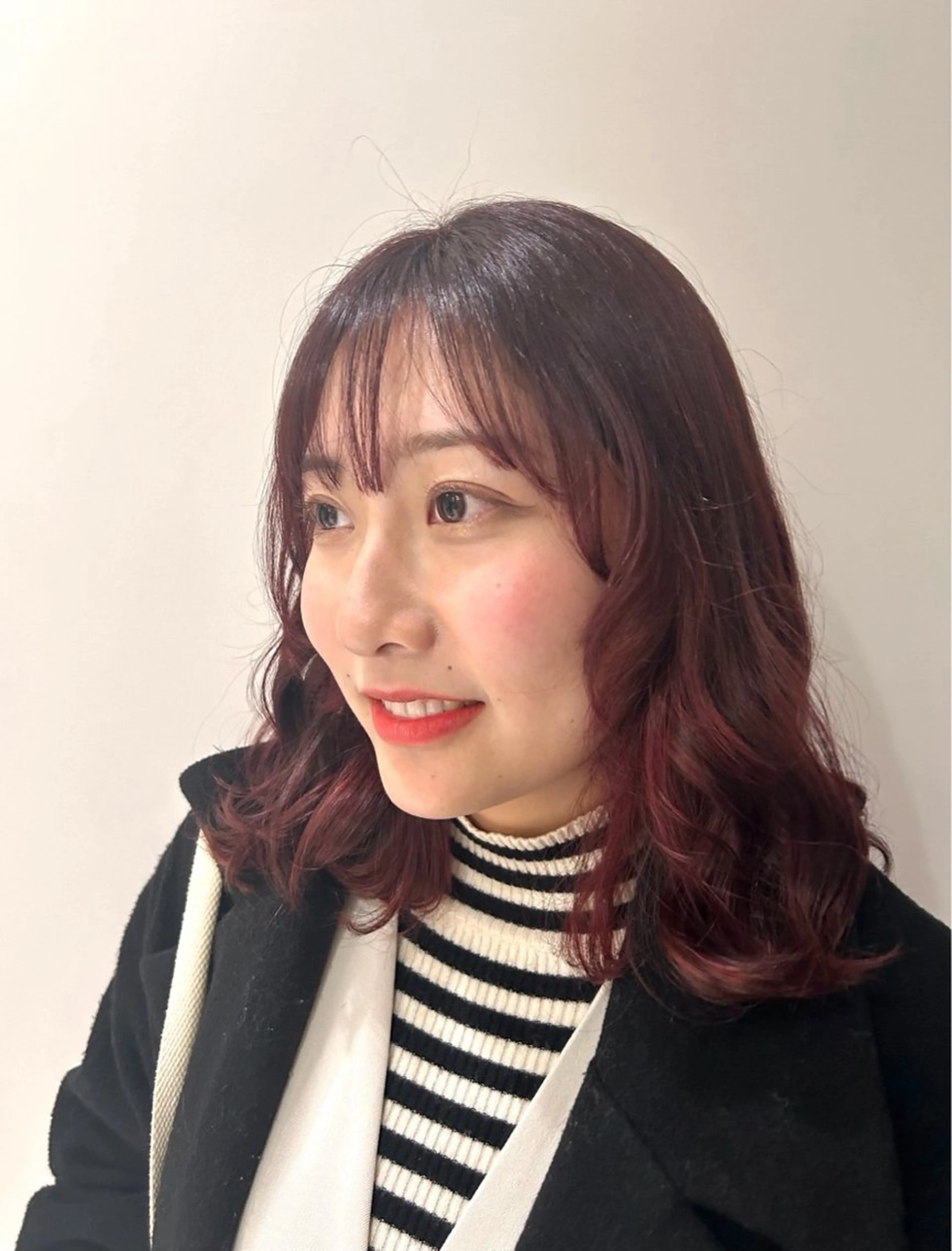 ミディアム ヘアカラー 🫧縮毛矯正🫧 菊地しおんのヘアスタイル