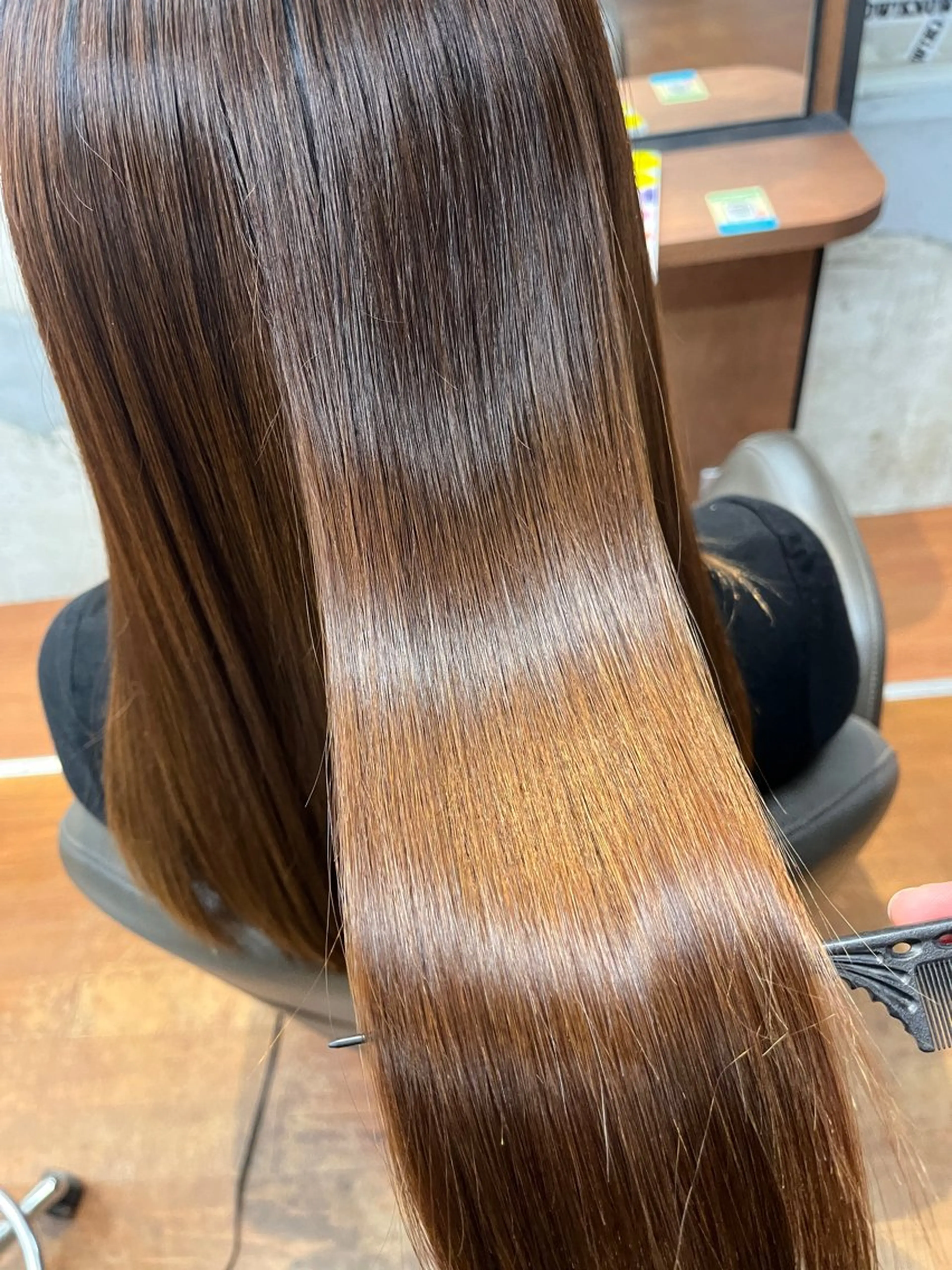 ミディアム 山本 果穂のヘアスタイル