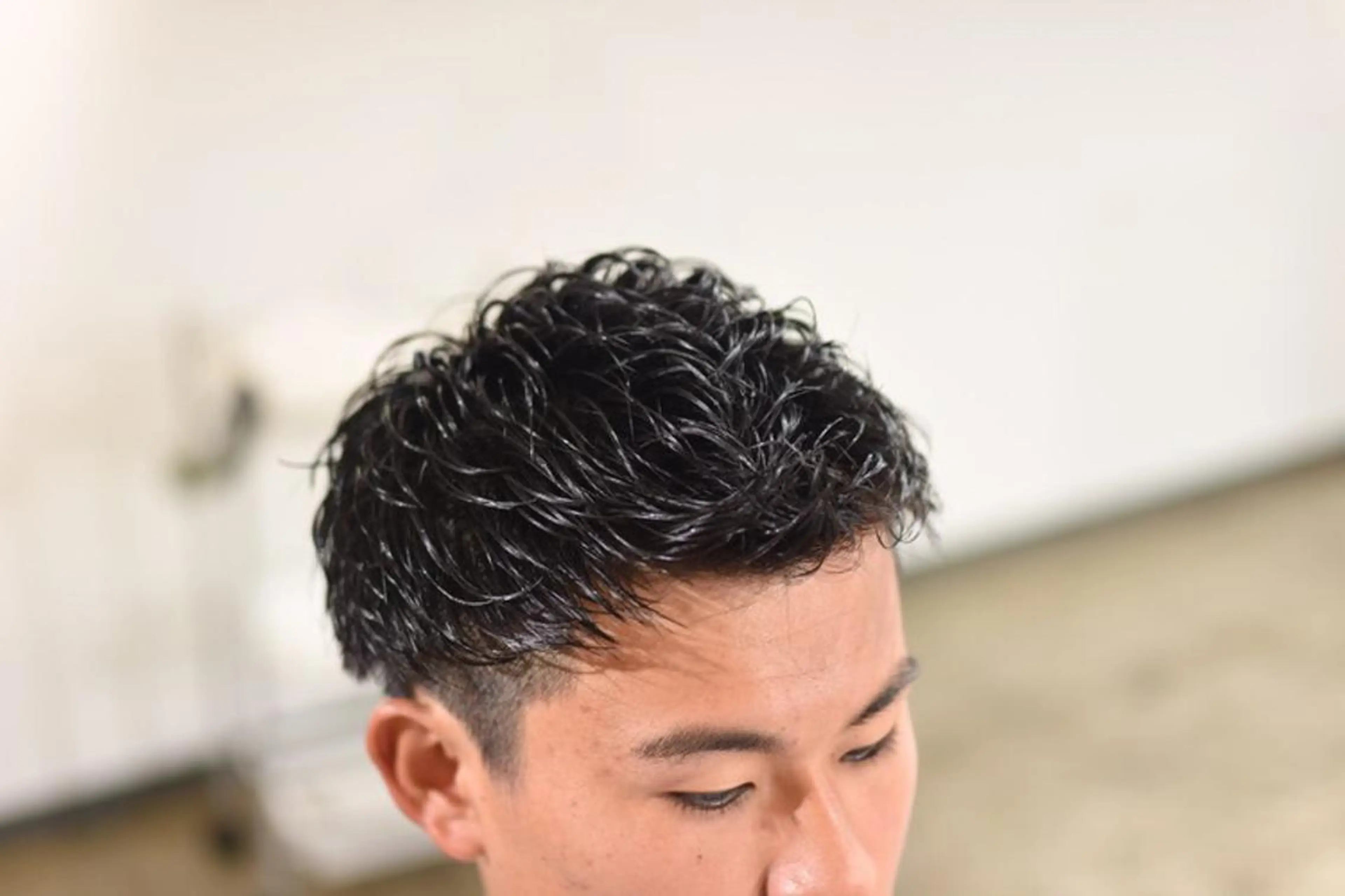 ショート パーマ メンズ カット パーマ トリートメント 【メンズ職人】 ✂️佐藤友のヘアスタイル