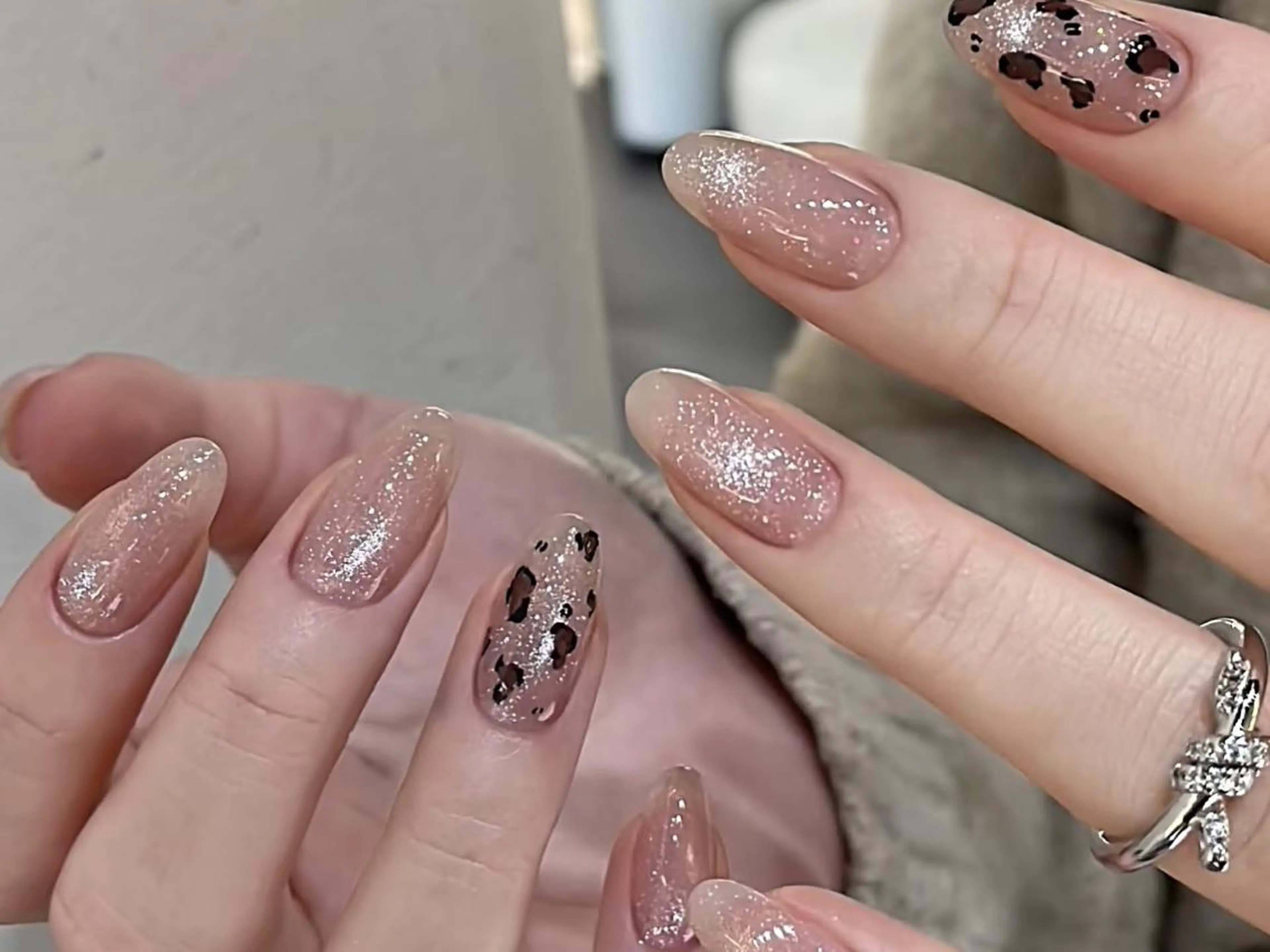 ネイル オーロラネイル 長さ出し フレンチネイル ガーリー キラキラネイル ハンドネイル nanako nailのネイルデザイン