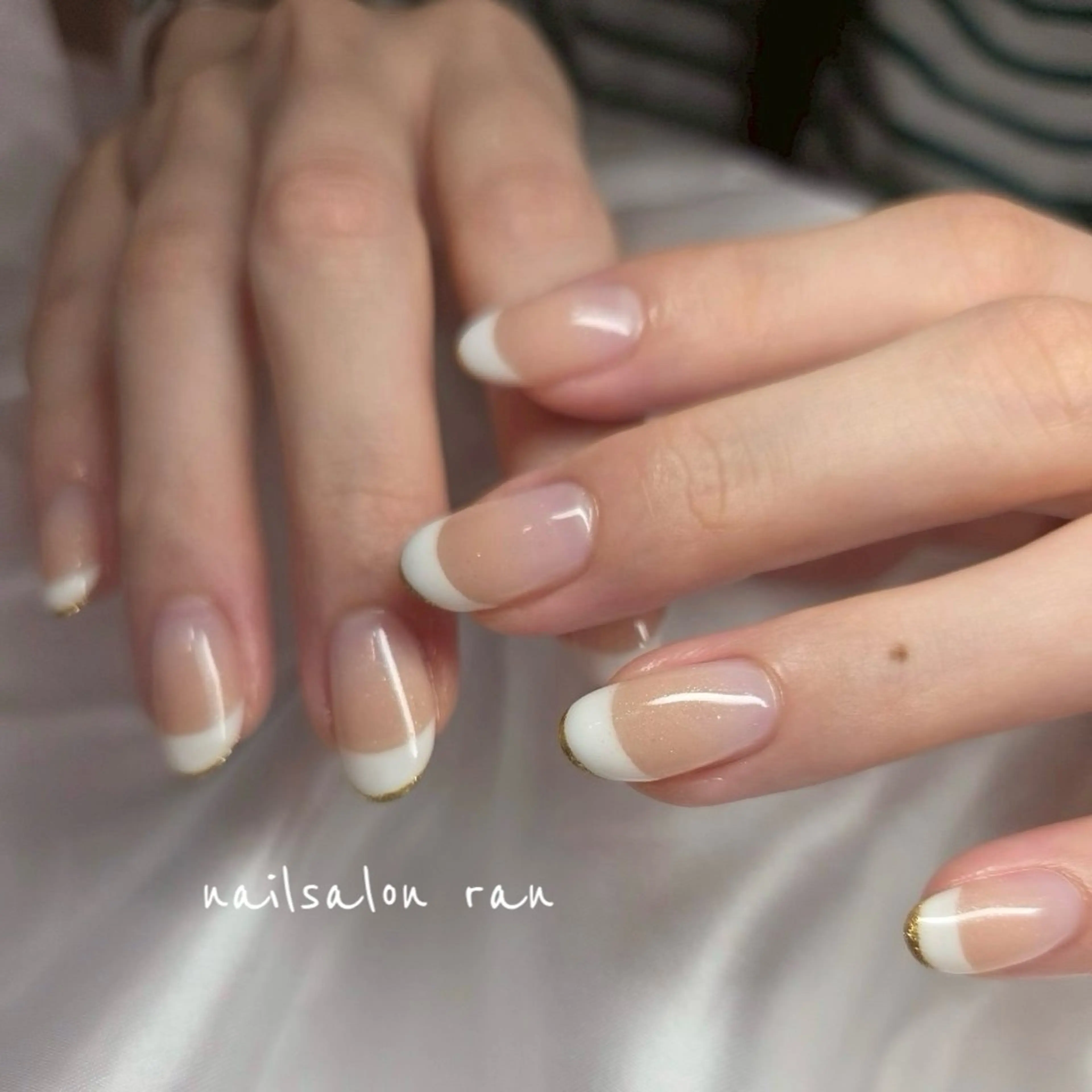 ネイル フレンチネイル グラデーション ハンドネイル nailsalon ranのネイルデザイン