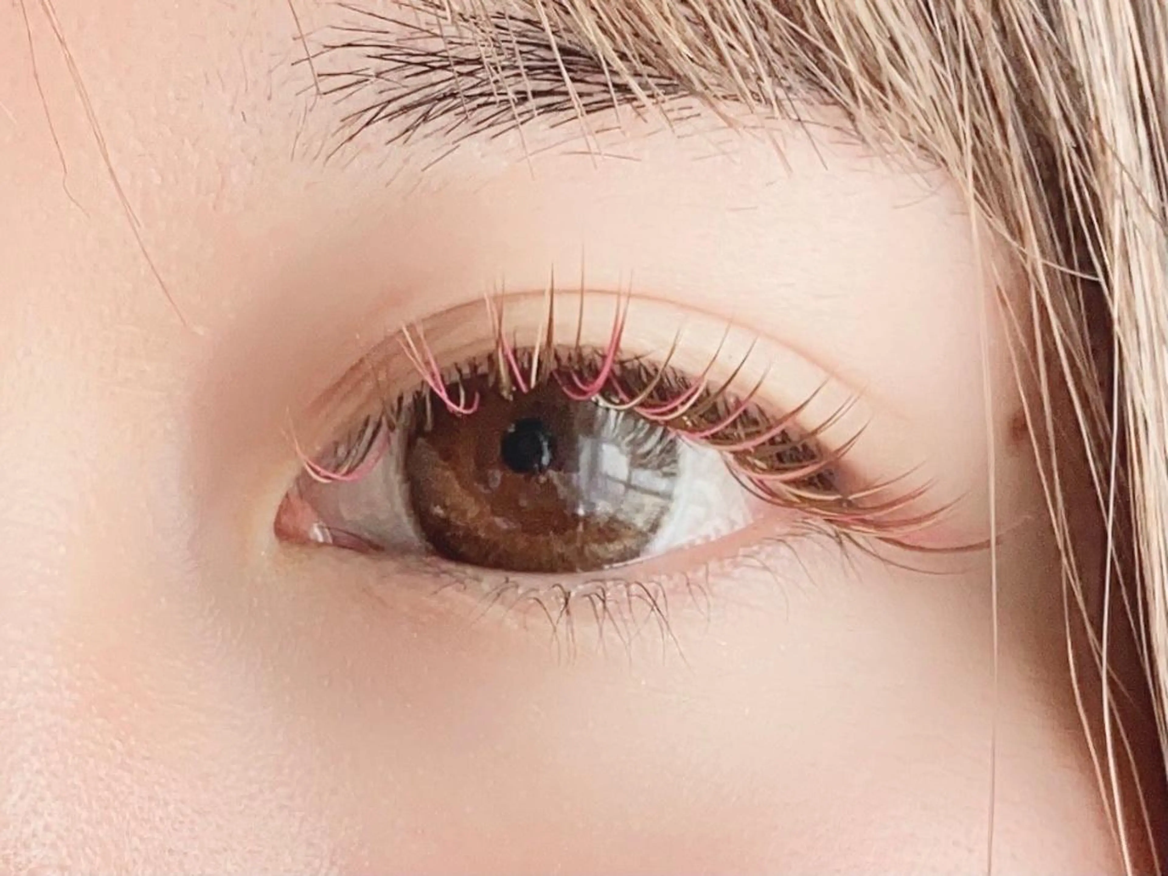 マツエク・マツパ 🫧縮毛矯正特化🫧 クシビキマユノ🐣のヘアスタイル