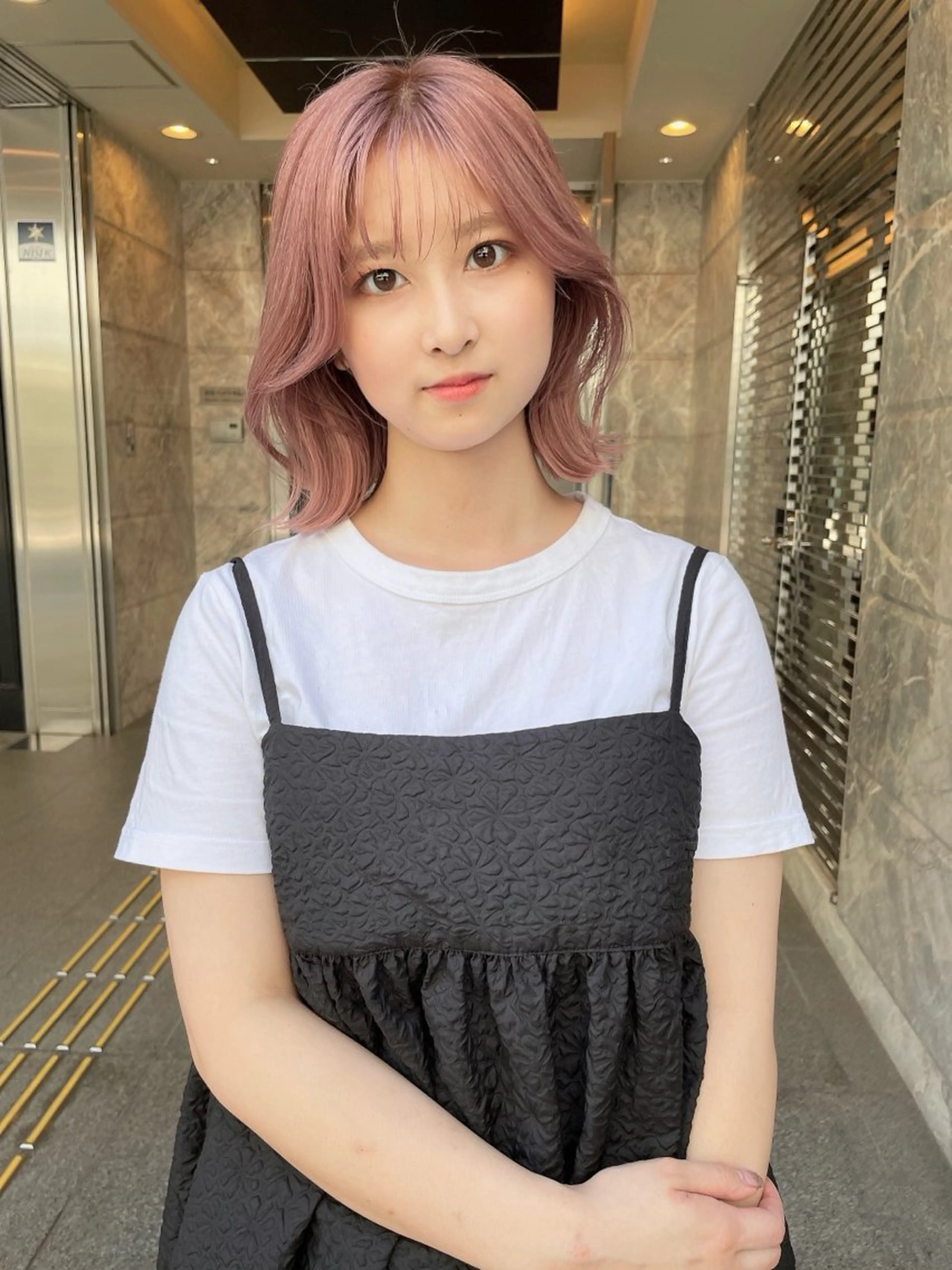 ミディアム カラー ヘアカラー トリートメント 髪質改善will hairdesignのヘアスタイル