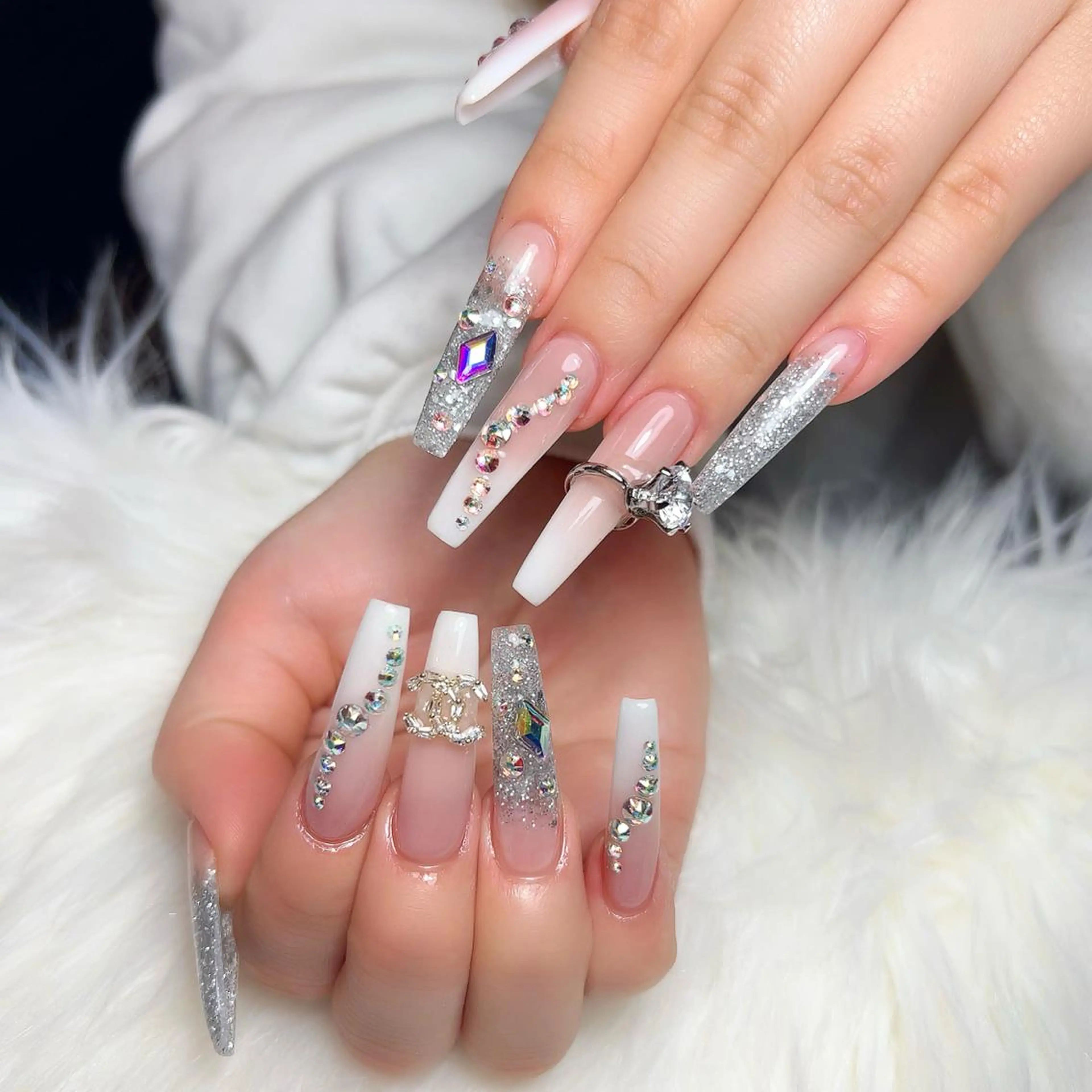 ロング ネイル nail salon azuのネイルデザイン