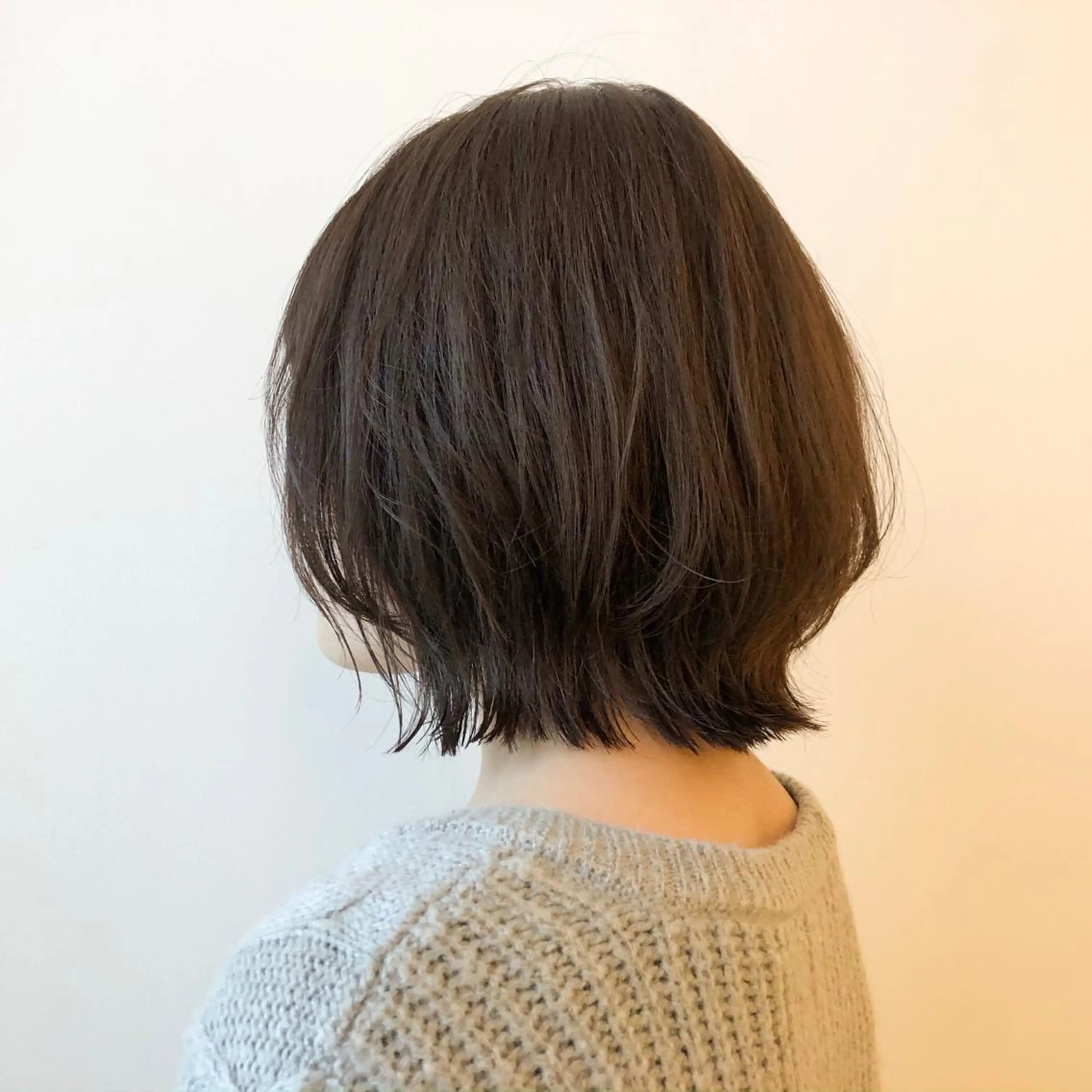 ショート カラー ボブレイヤー グレージュ ボブ レイヤーカット 尾籠 美幸 （オゴモリ ミユキ）のヘアスタイル