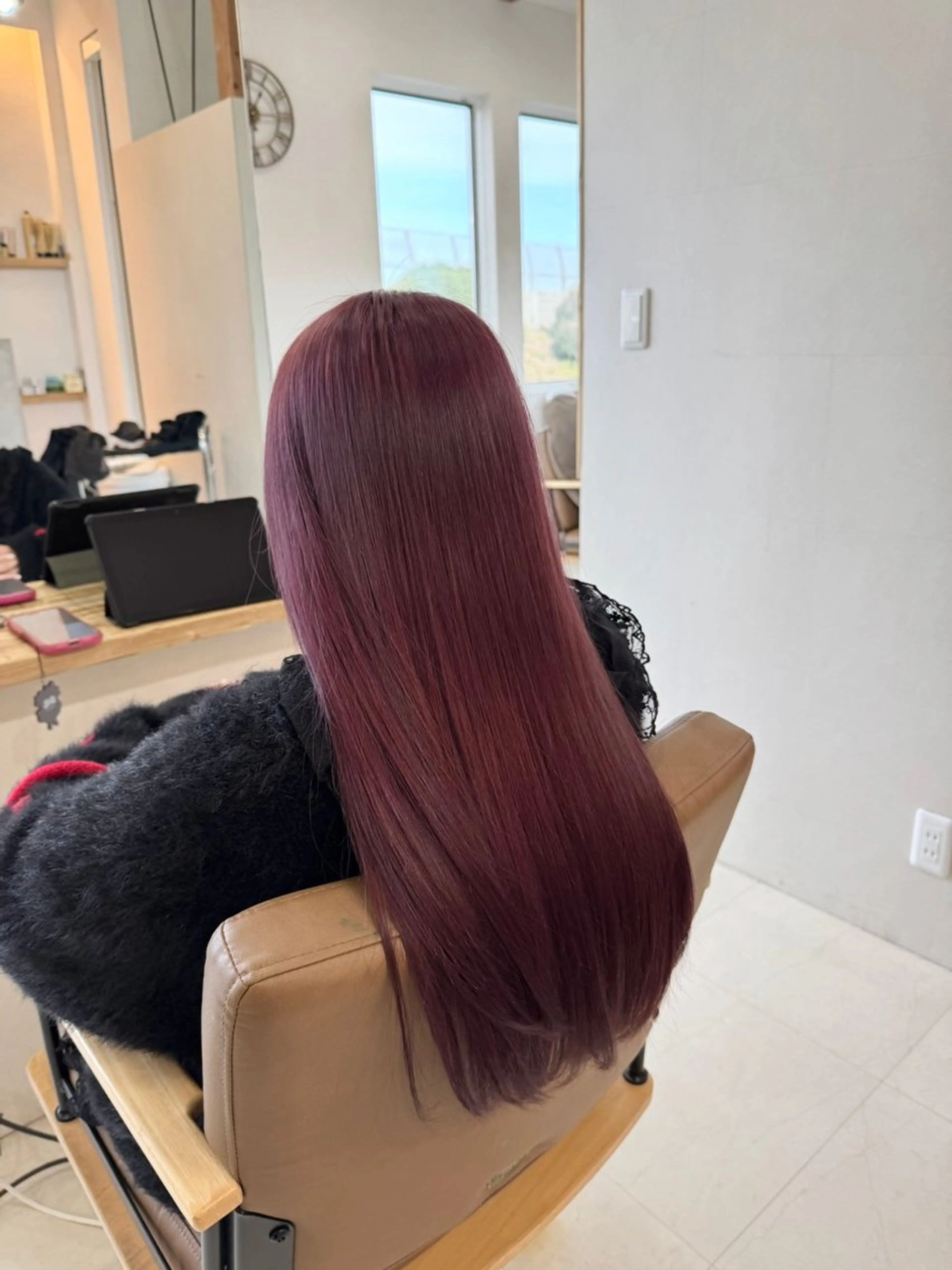 ロング ヘアカラー アルーナビューティデザイン所属・鈴木 妃帆未のヘアスタイル