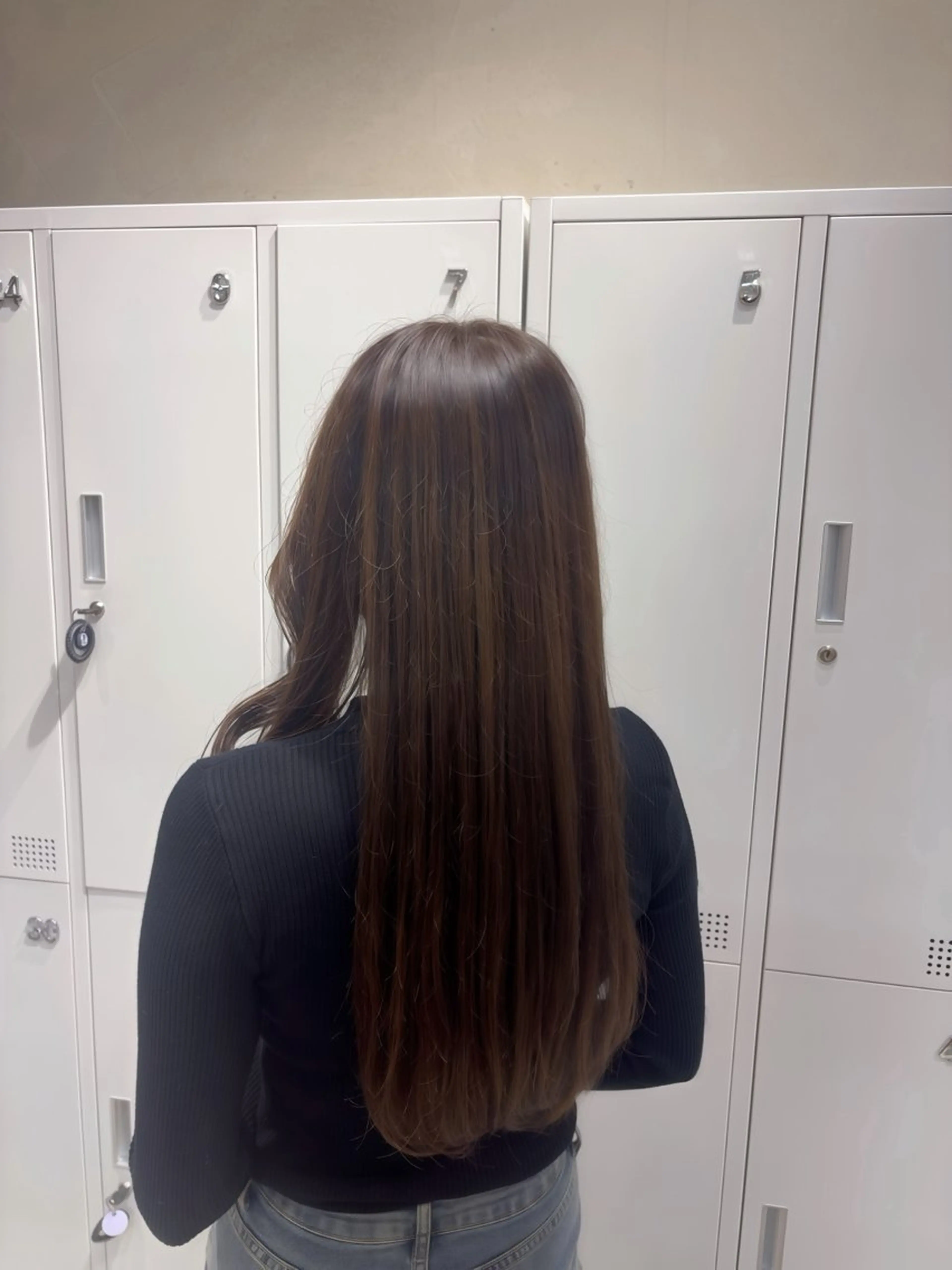 ロング カラー ヘアカラー トリートメント ヘッドスパ Koharu🍓/ 透明感カラ-のヘアスタイル