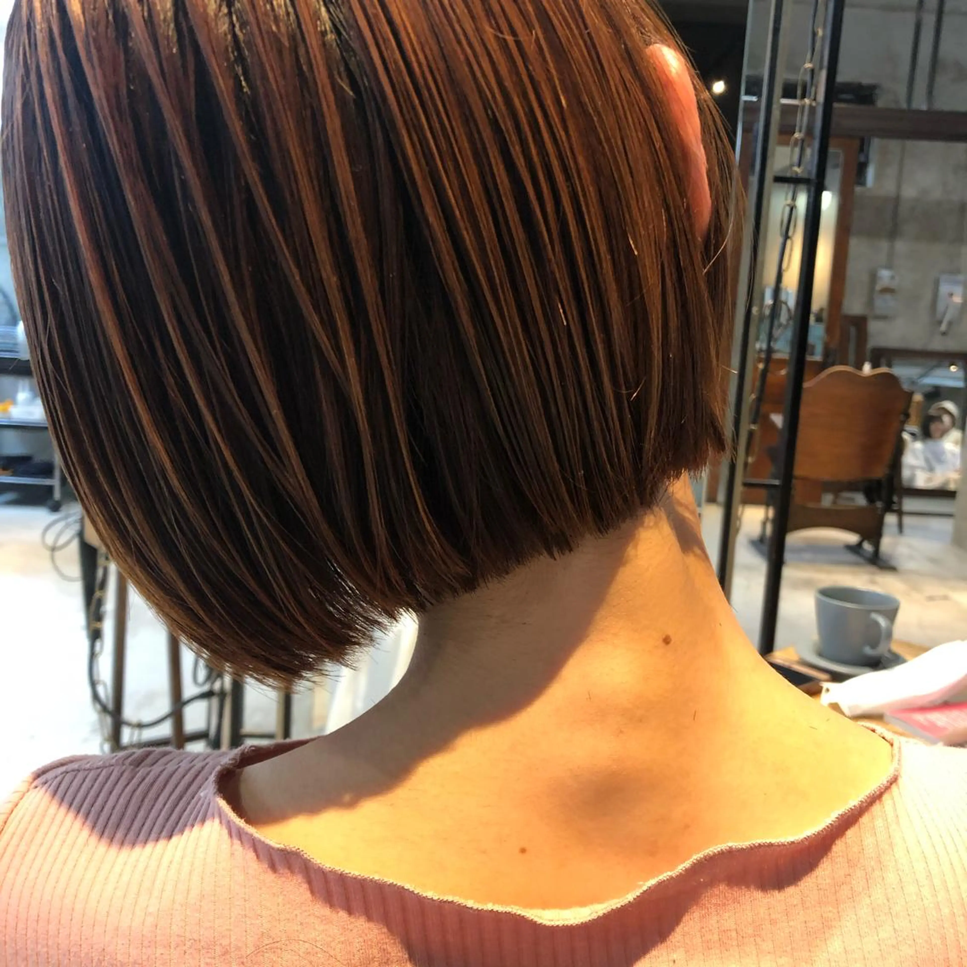 ショート SHARON（シャロン）所属・すきバサミを使わない カット✂️✨郡司泰之のヘアスタイル